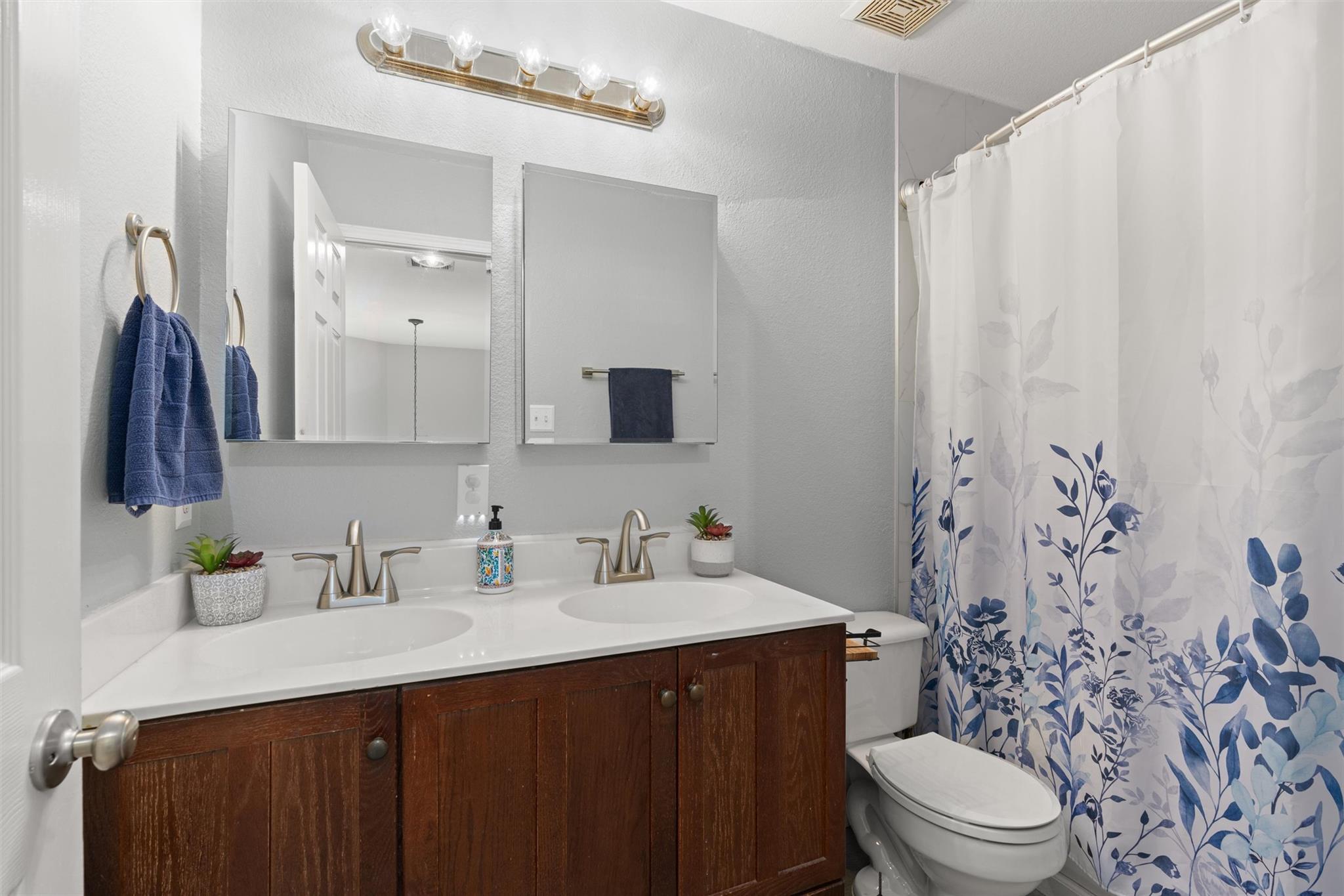 3300 Kissman Dr, Austin, TX 78728