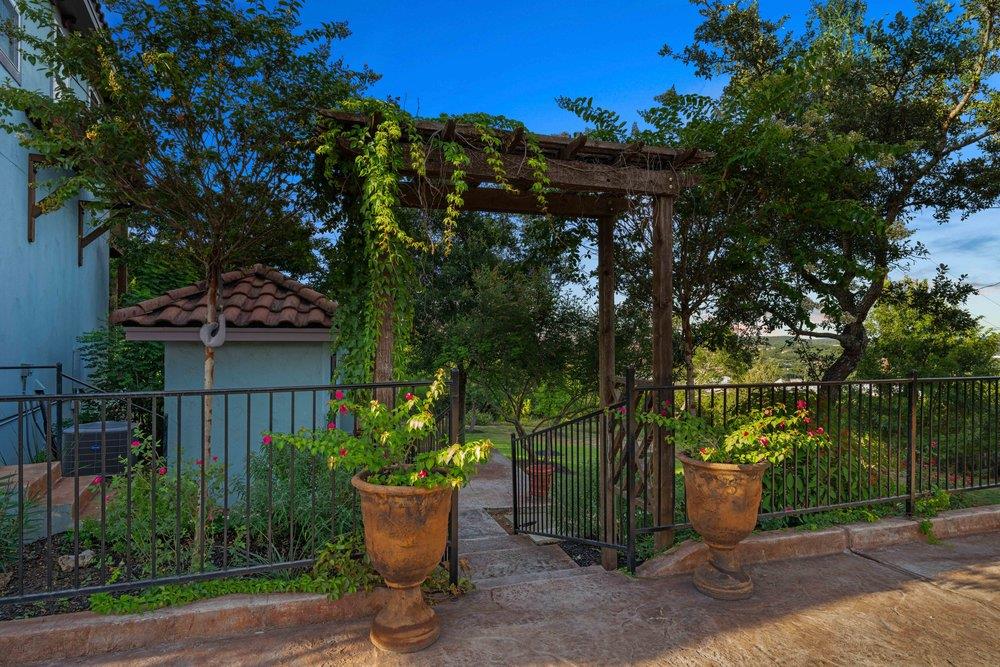 1628 Old Boerne Rd, Bulverde, TX 78163