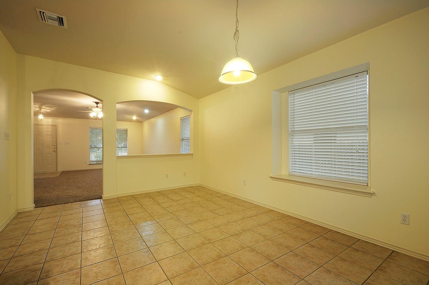 1109 Fossil Cv, Round Rock, TX 78681