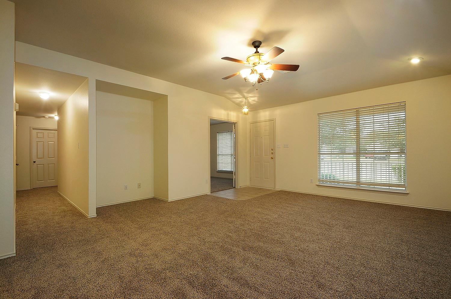 1109 Fossil Cv, Round Rock, TX 78681