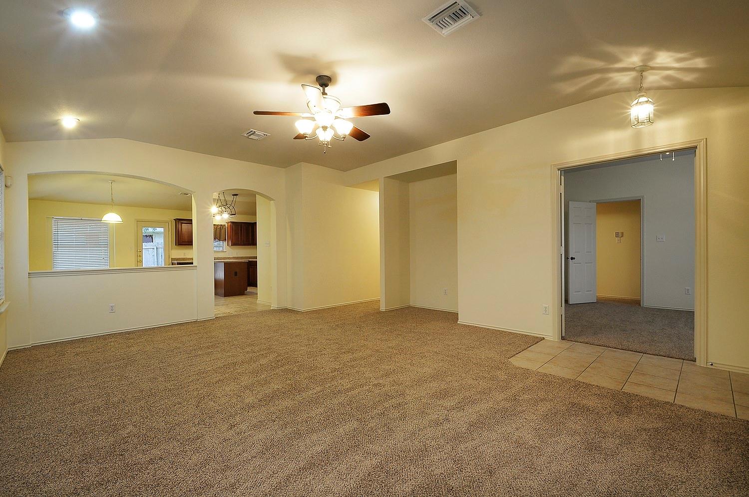 1109 Fossil Cv, Round Rock, TX 78681