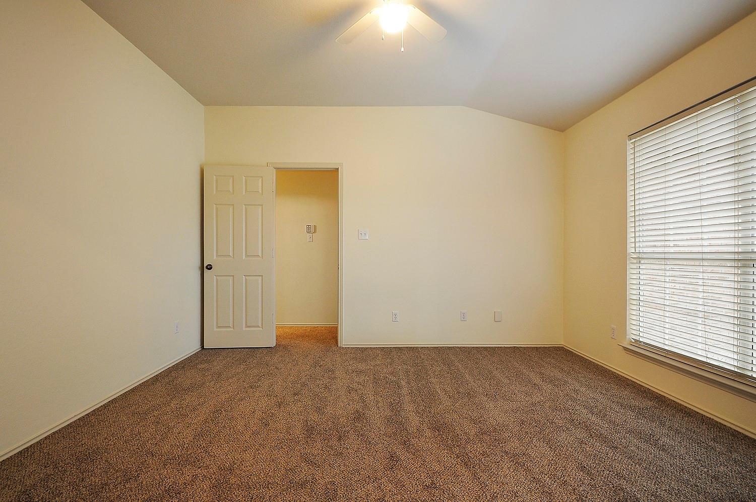 1109 Fossil Cv, Round Rock, TX 78681