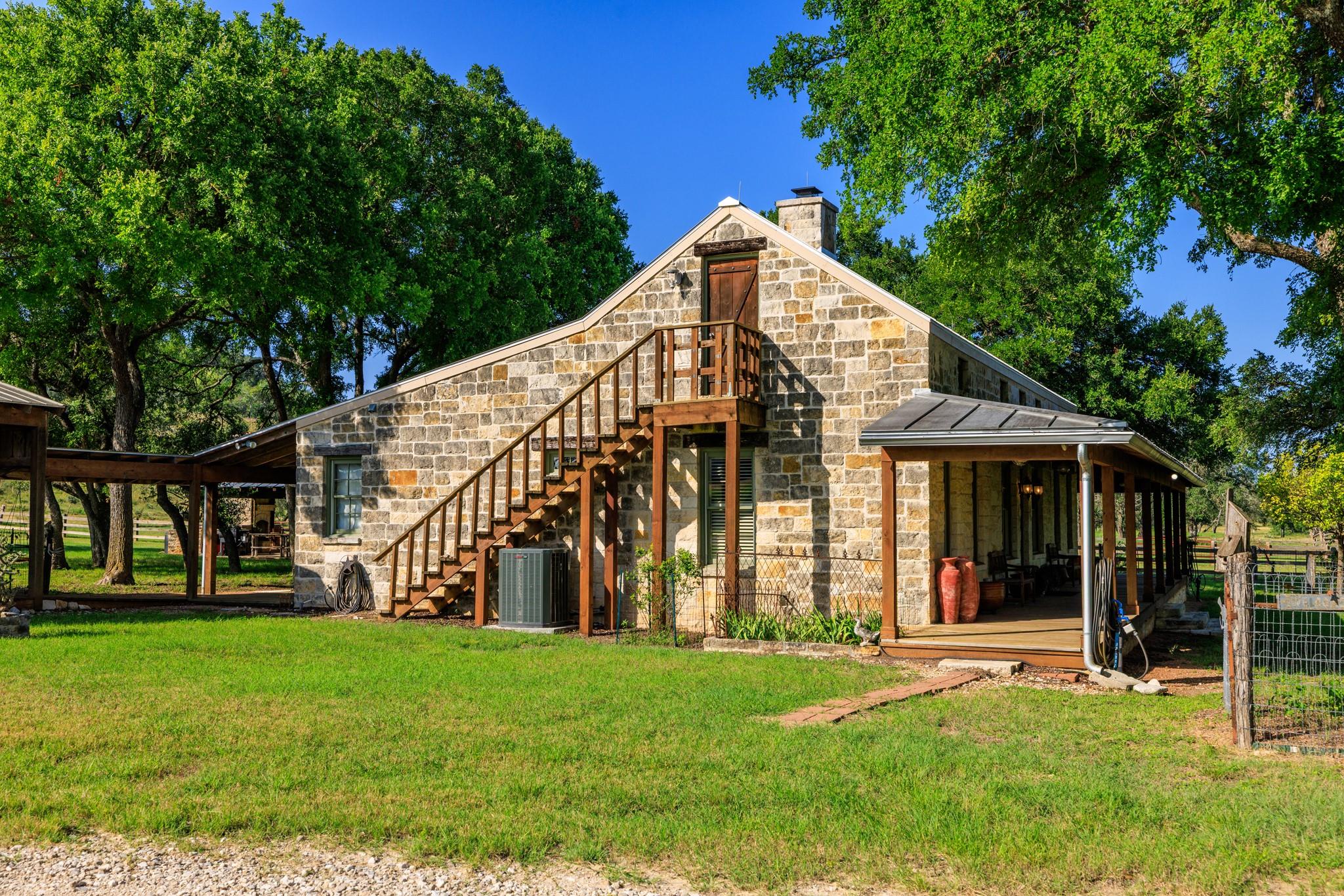 9352 N Ranch Road 783, Harper, TX 78631