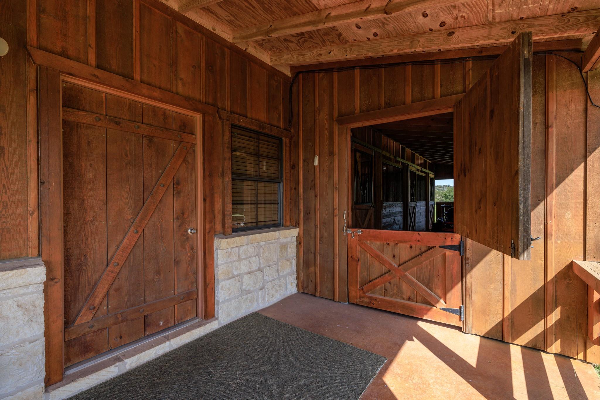 9352 N Ranch Road 783, Harper, TX 78631