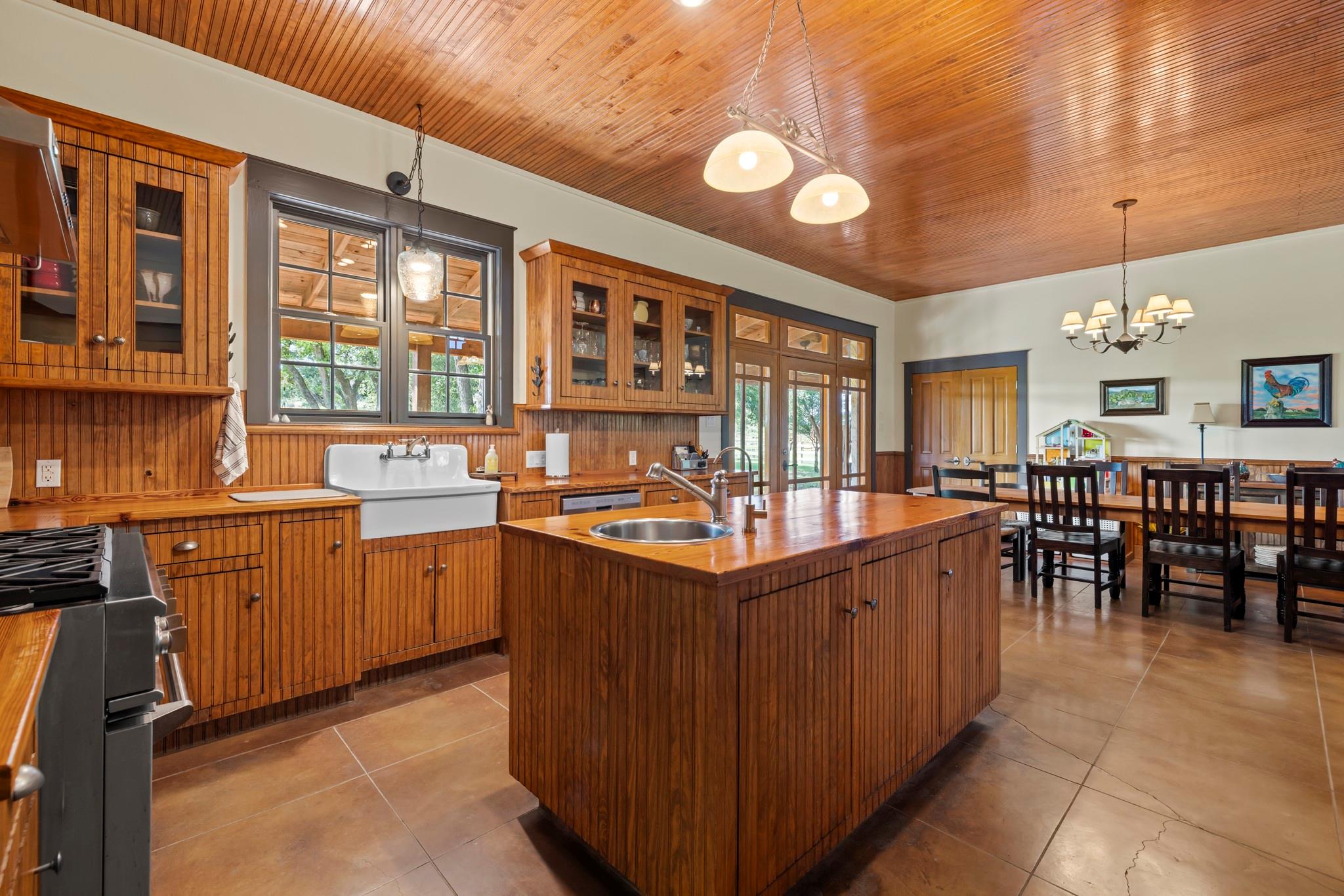 9352 N Ranch Road 783, Harper, TX 78631