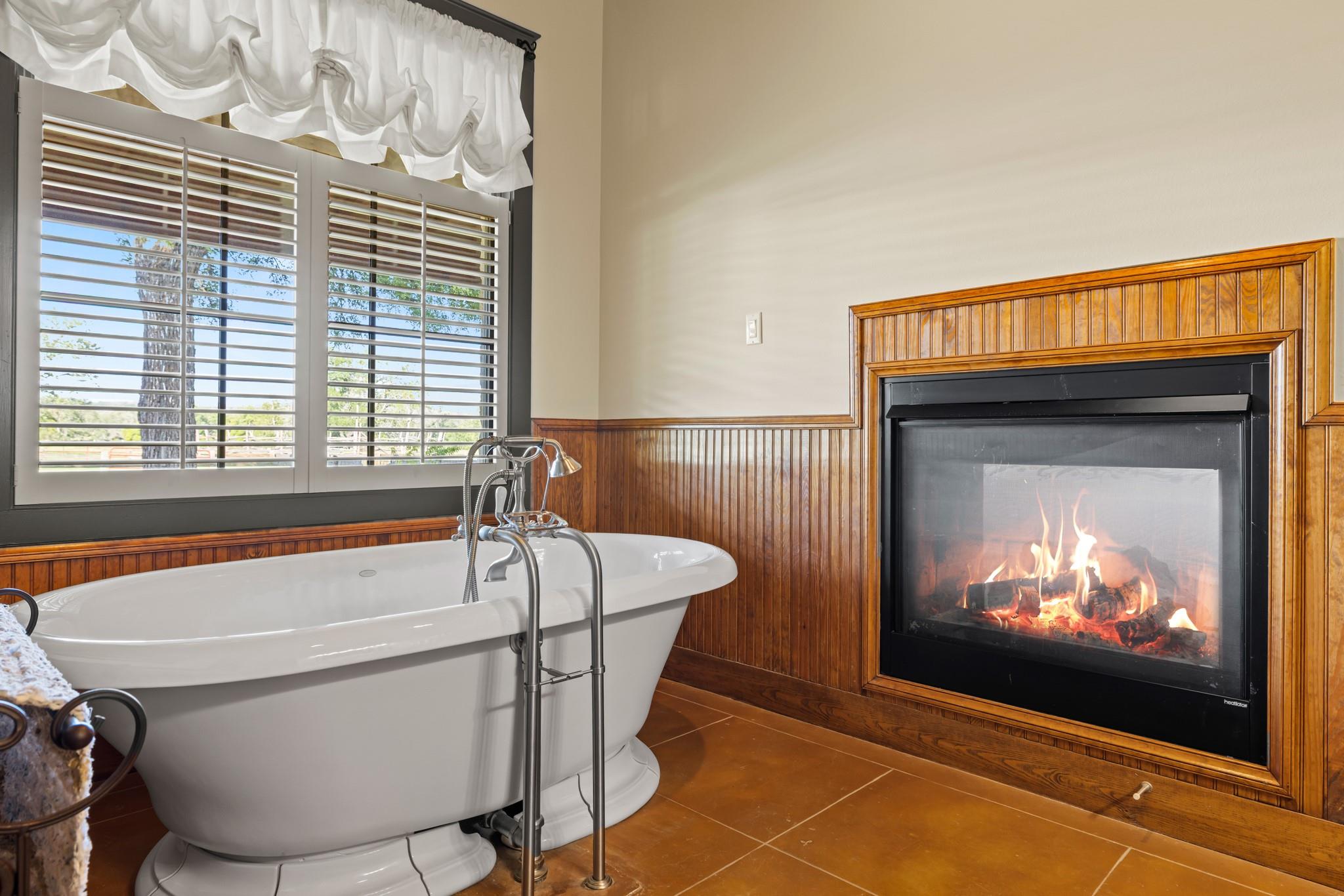 9352 N Ranch Road 783, Harper, TX 78631