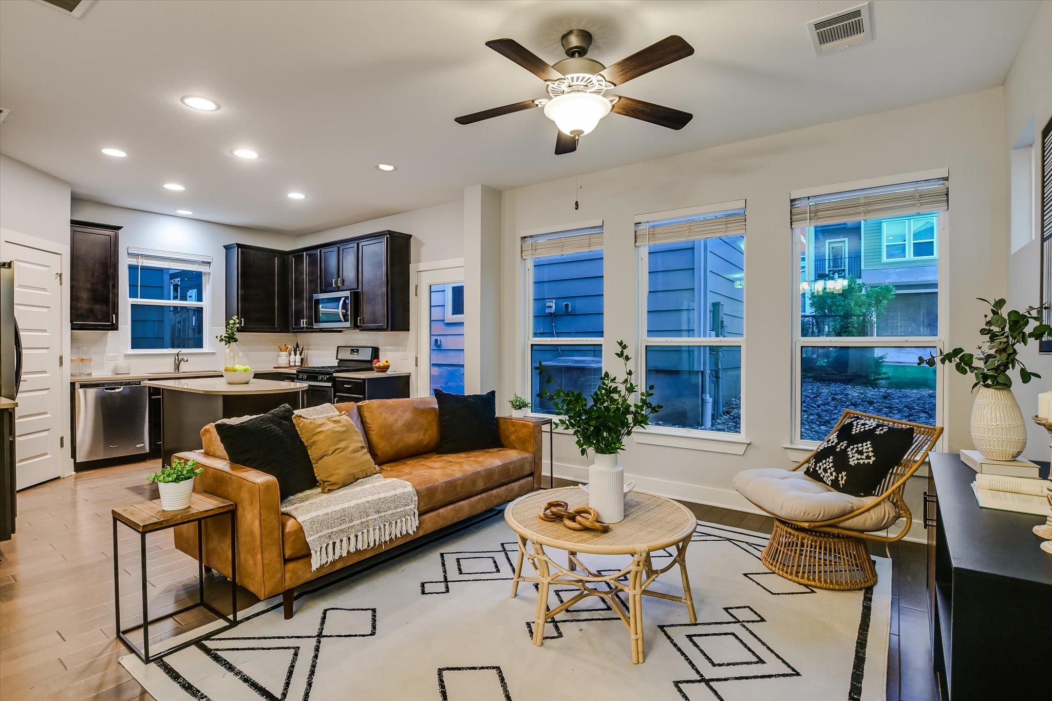 2001 Tramson Dr, Austin, TX 78741