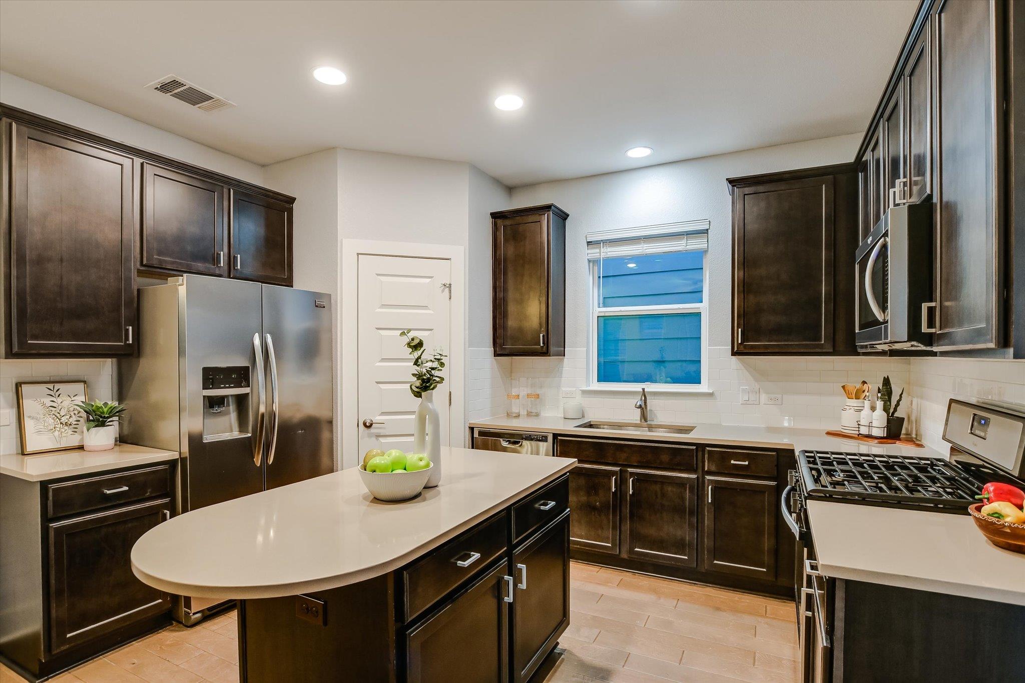 2001 Tramson Dr, Austin, TX 78741