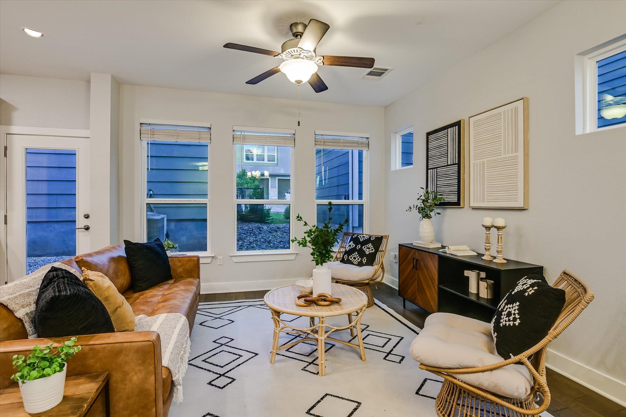 2001 Tramson Dr, Austin, TX 78741