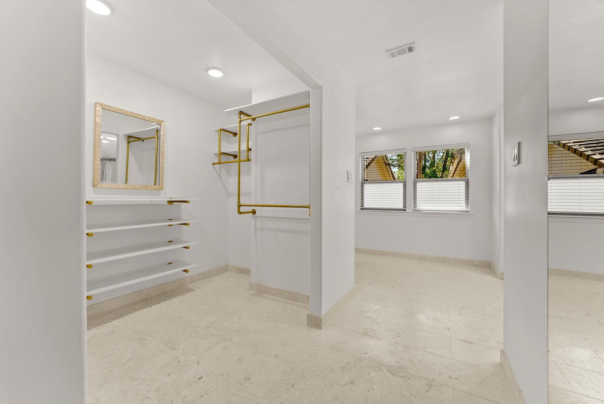 11512 Tin Cup Dr # 205, Austin, TX 78750