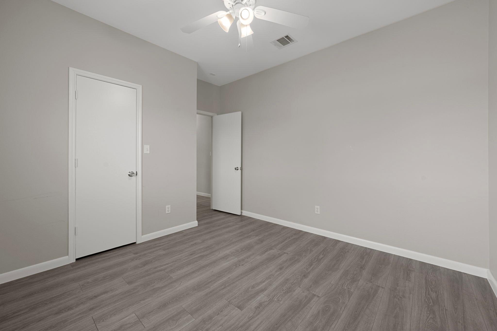 106 Shenandoah Trl, Elgin, TX 78621