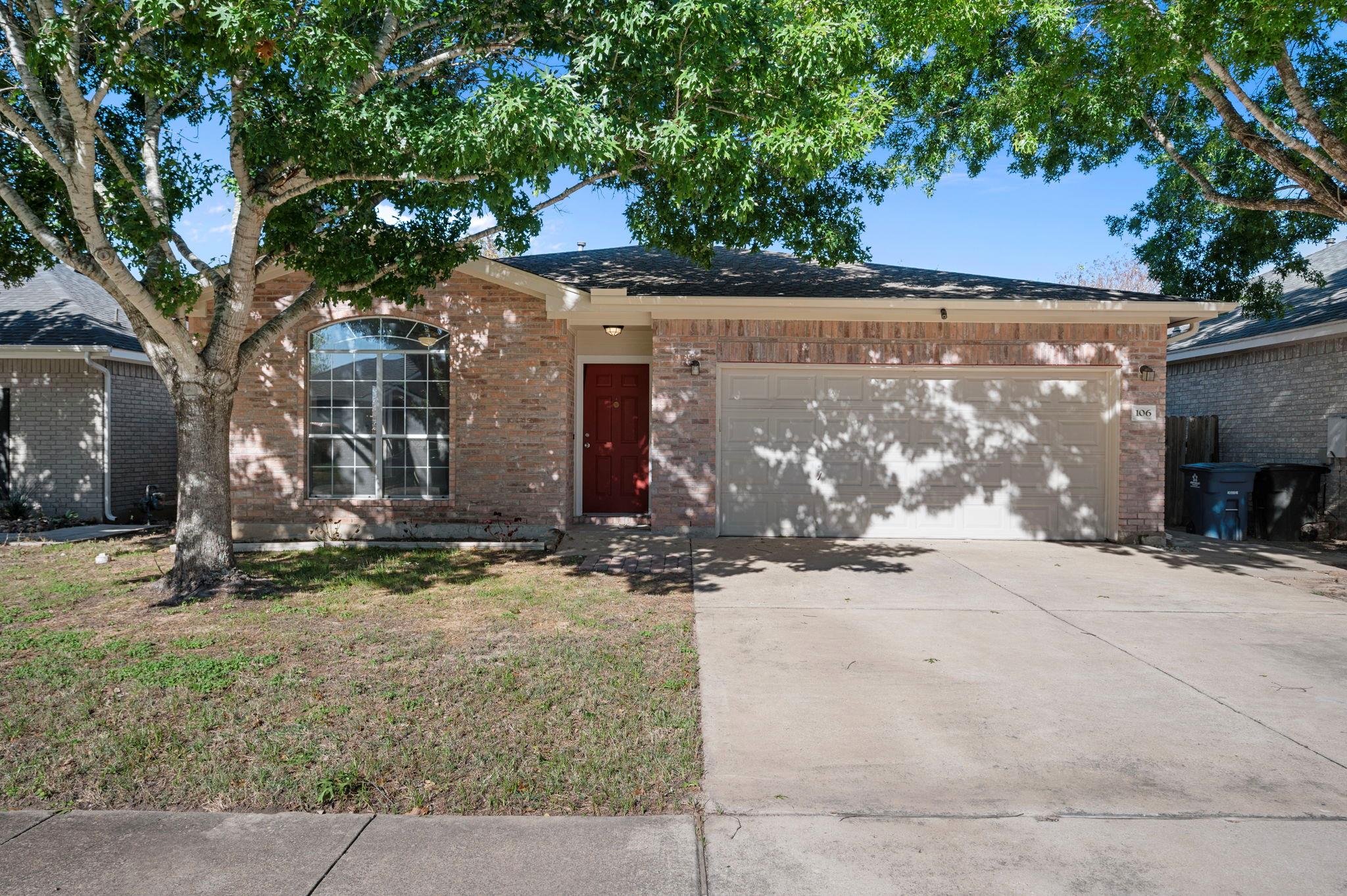 106 Shenandoah Trl, Elgin, TX 78621