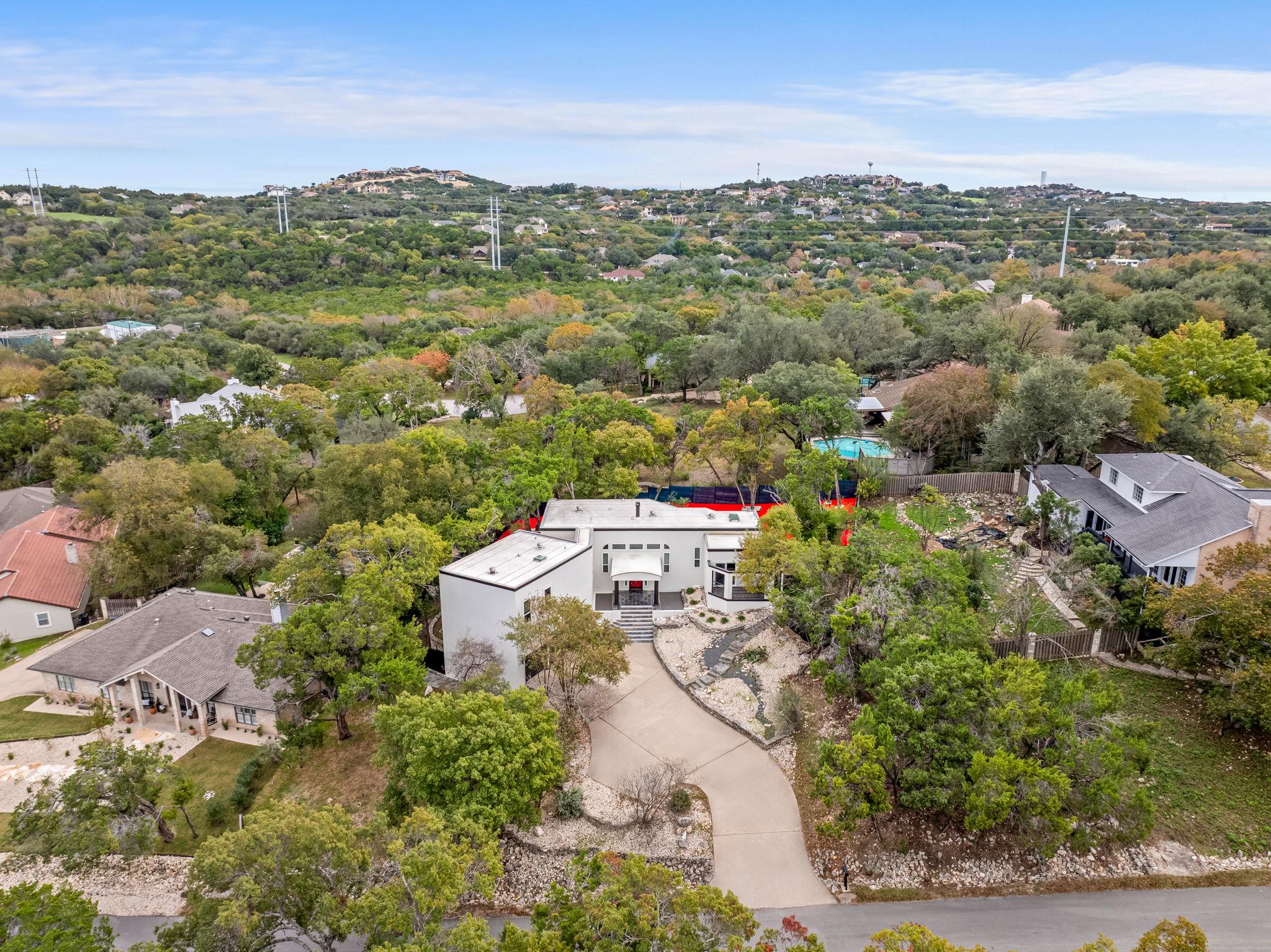 304 Palos Verdes Dr, Lakeway, TX 78734