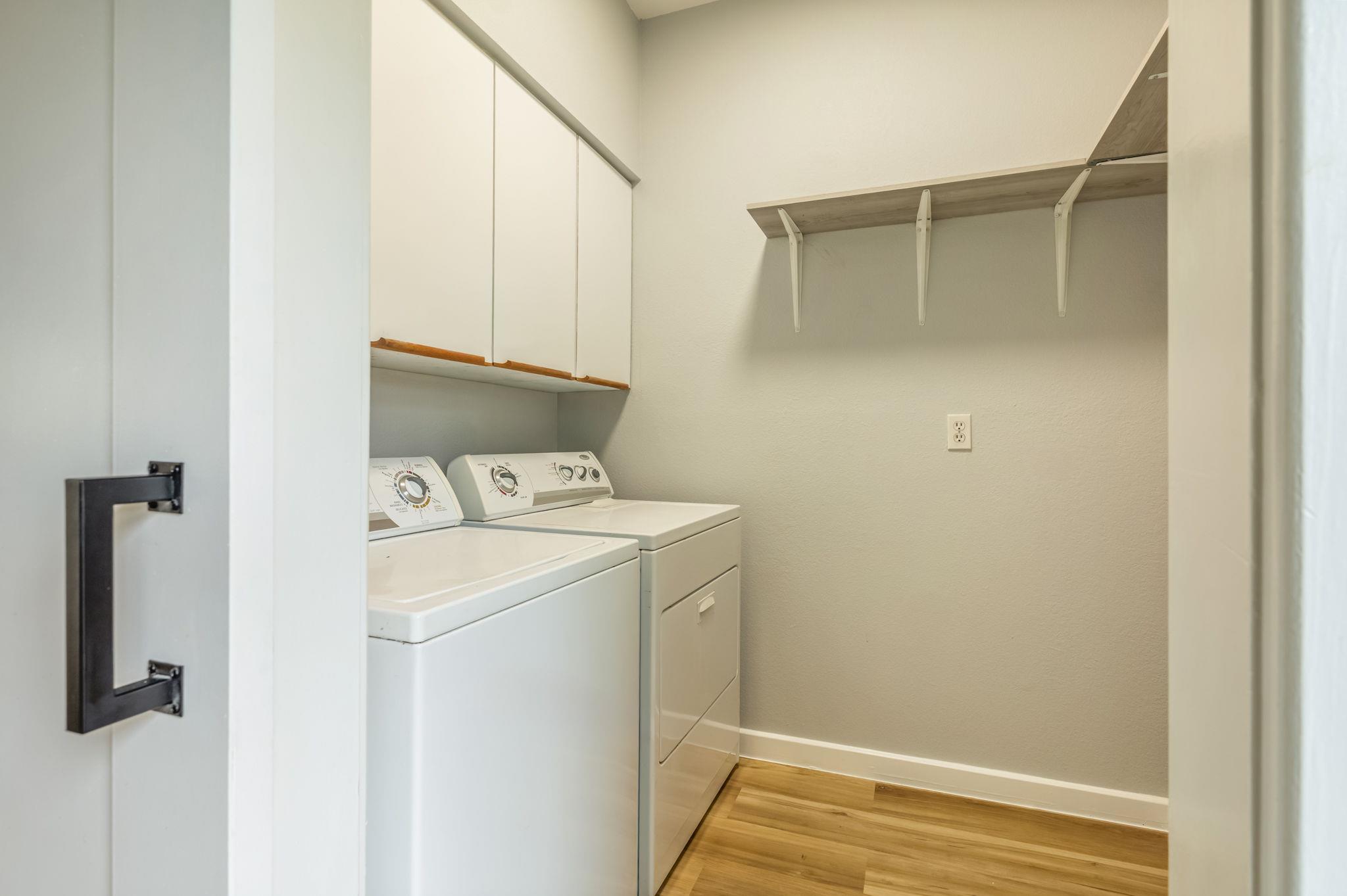 304 Palos Verdes Dr, Lakeway, TX 78734