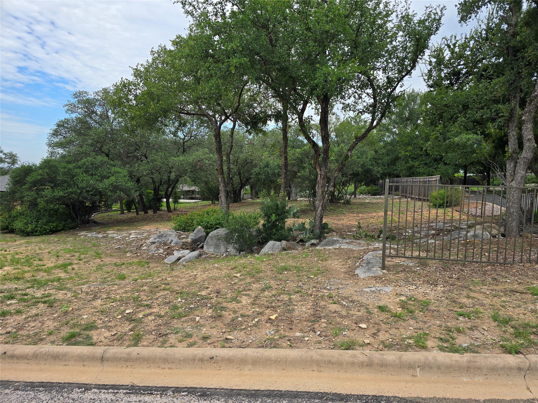604 Via Viejo, Marble Falls, TX 78654