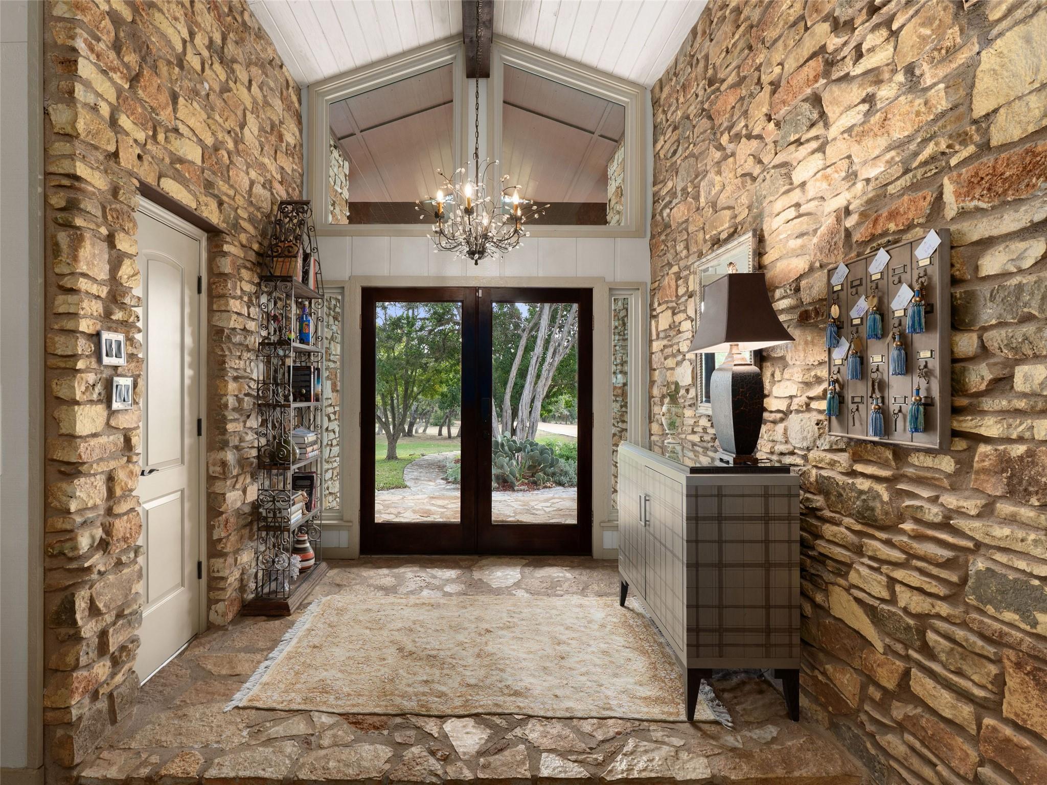 3124 Fm 32, San Marcos, TX 78666