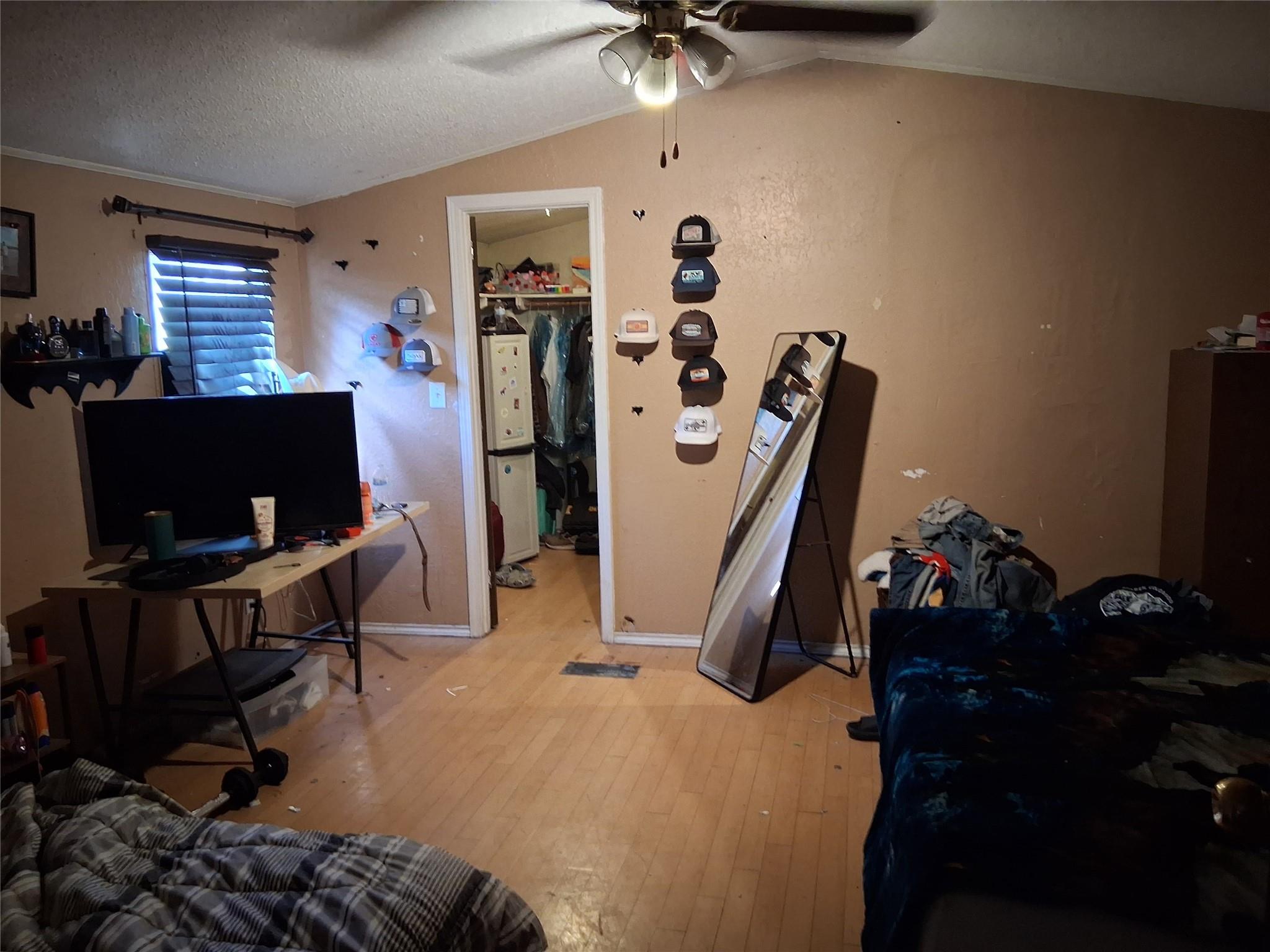 2214 Bitter Creek Dr, Austin, TX 78744