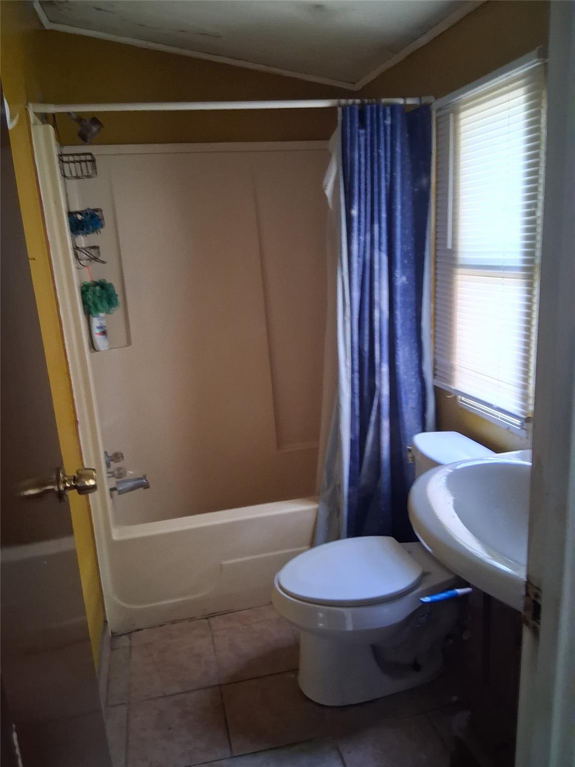 2214 Bitter Creek Dr, Austin, TX 78744