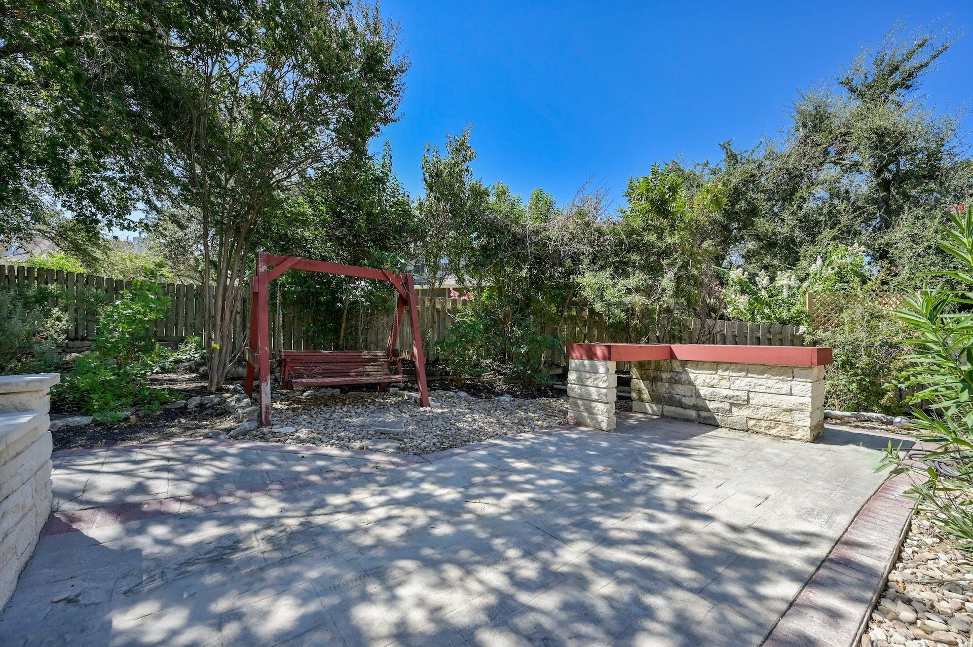 10011 Brightling Ln, Austin, TX 78750