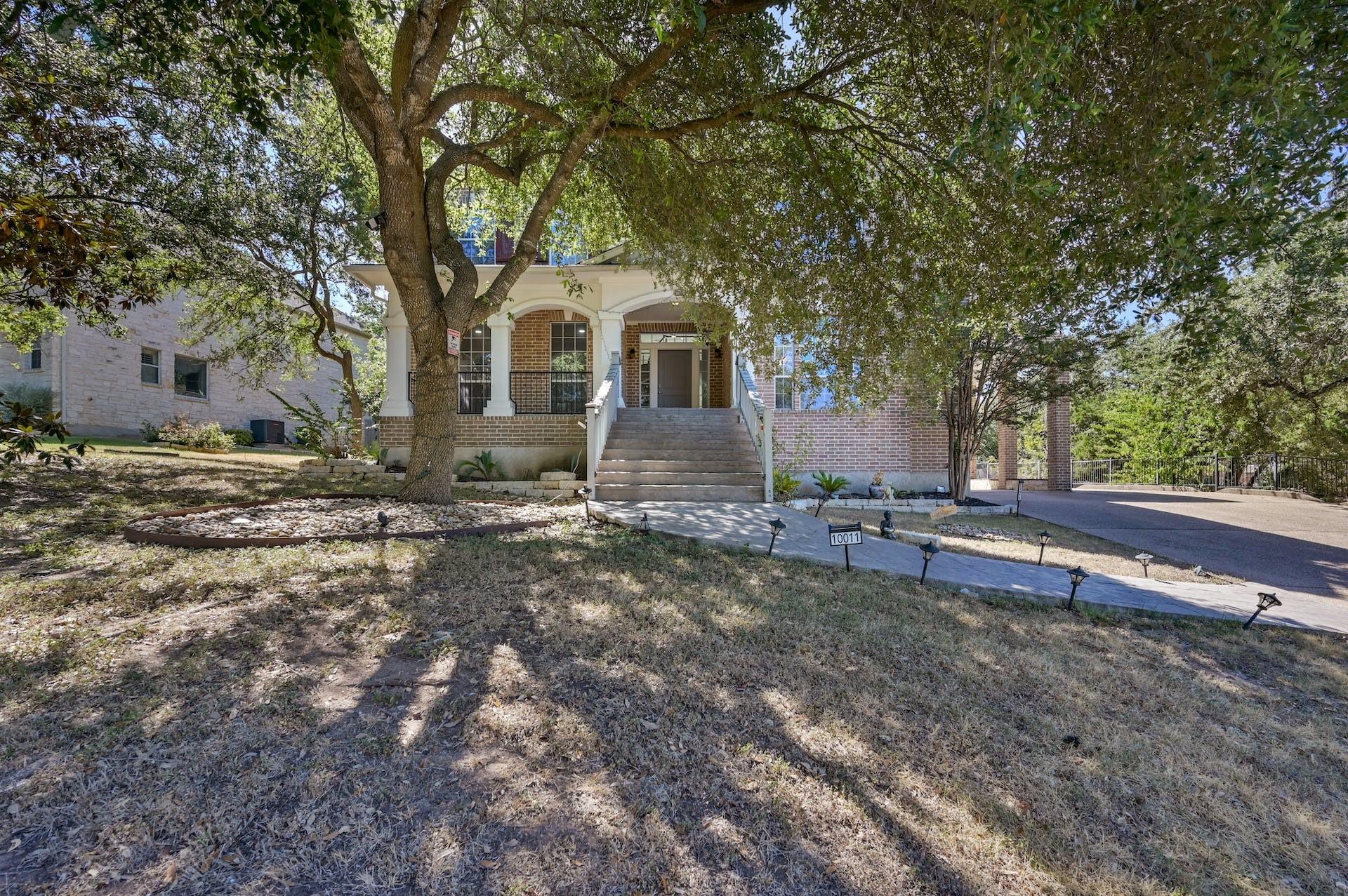 10011 Brightling Ln, Austin, TX 78750