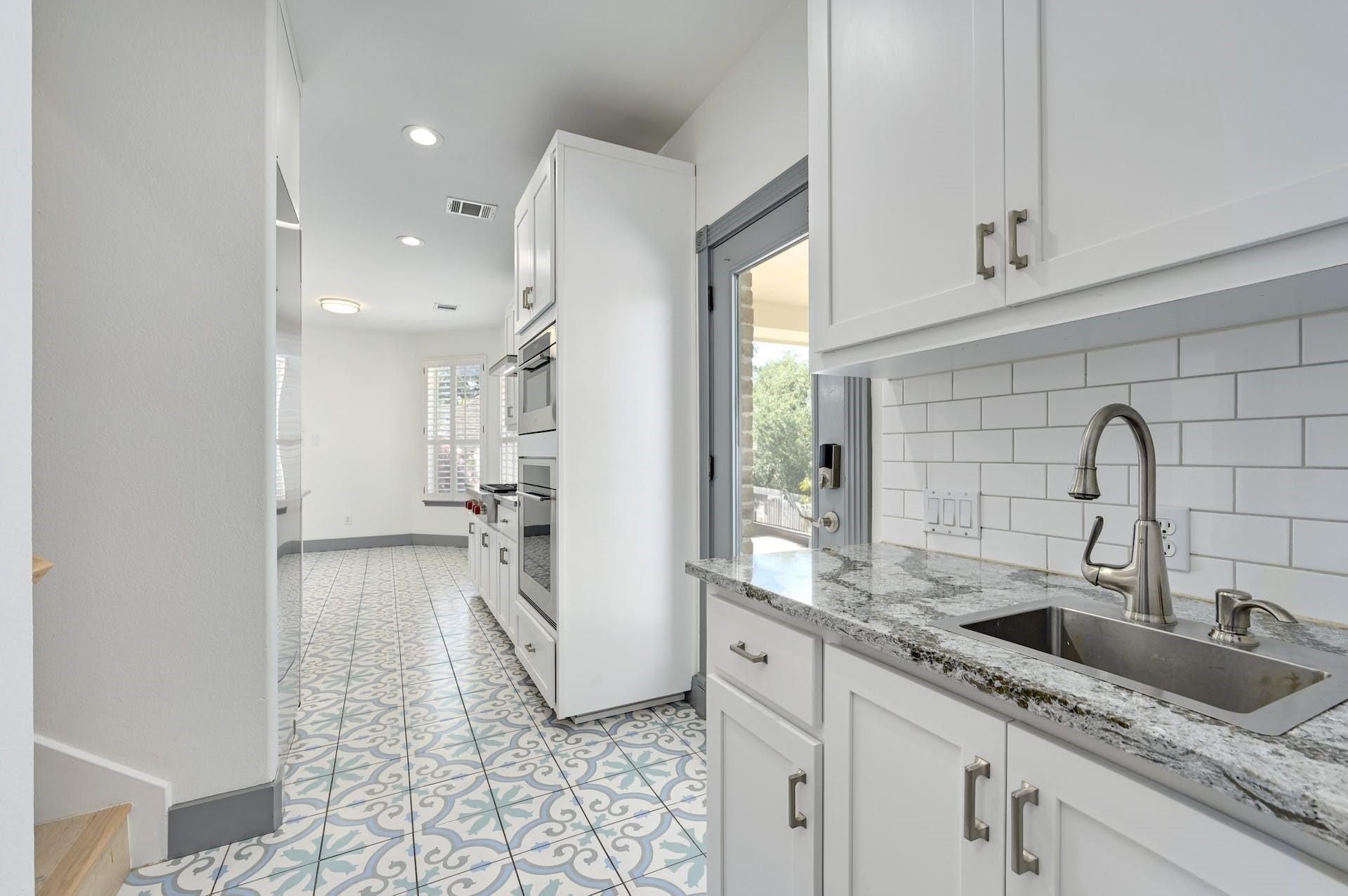 10011 Brightling Ln, Austin, TX 78750