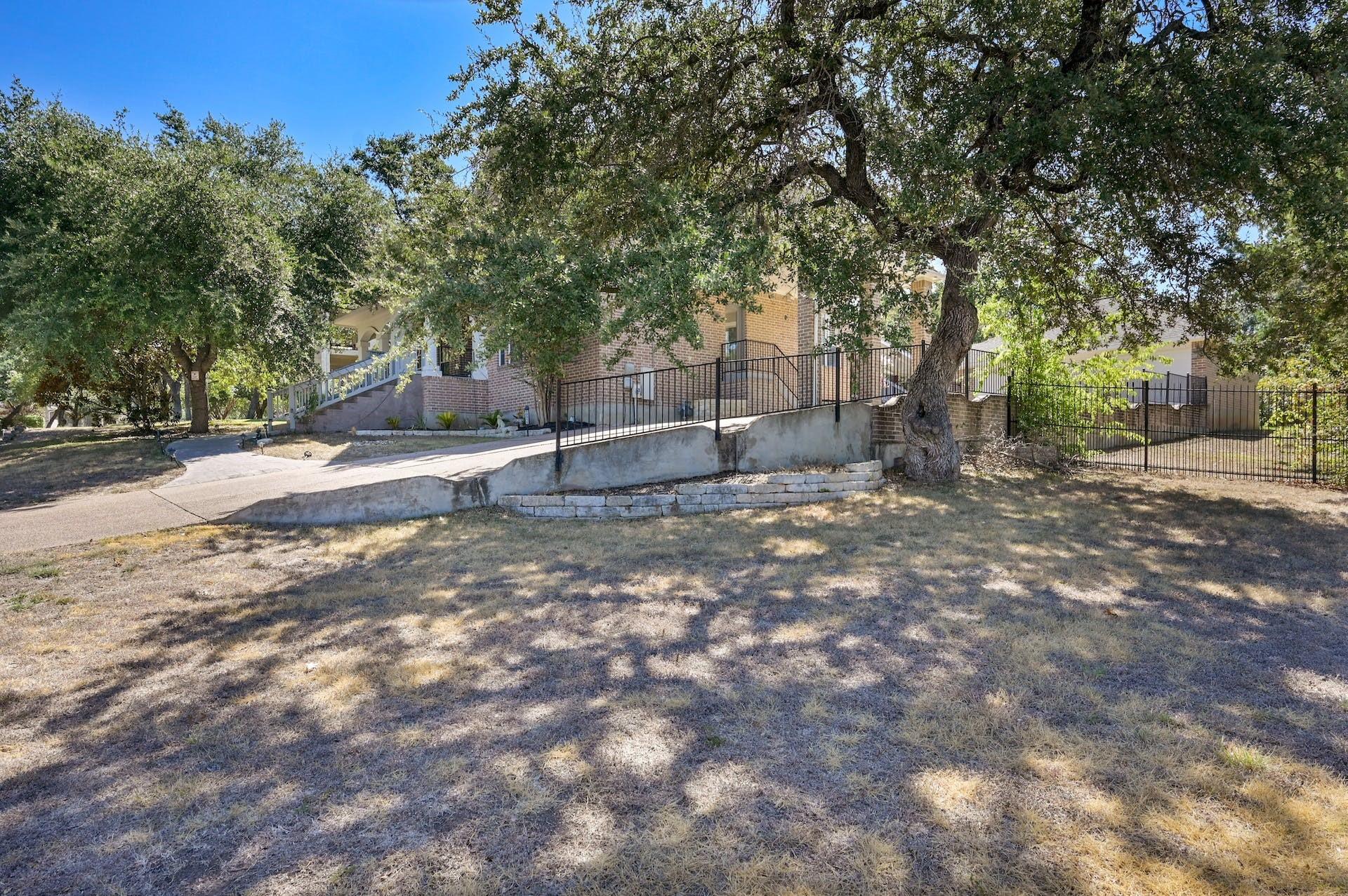 10011 Brightling Ln, Austin, TX 78750