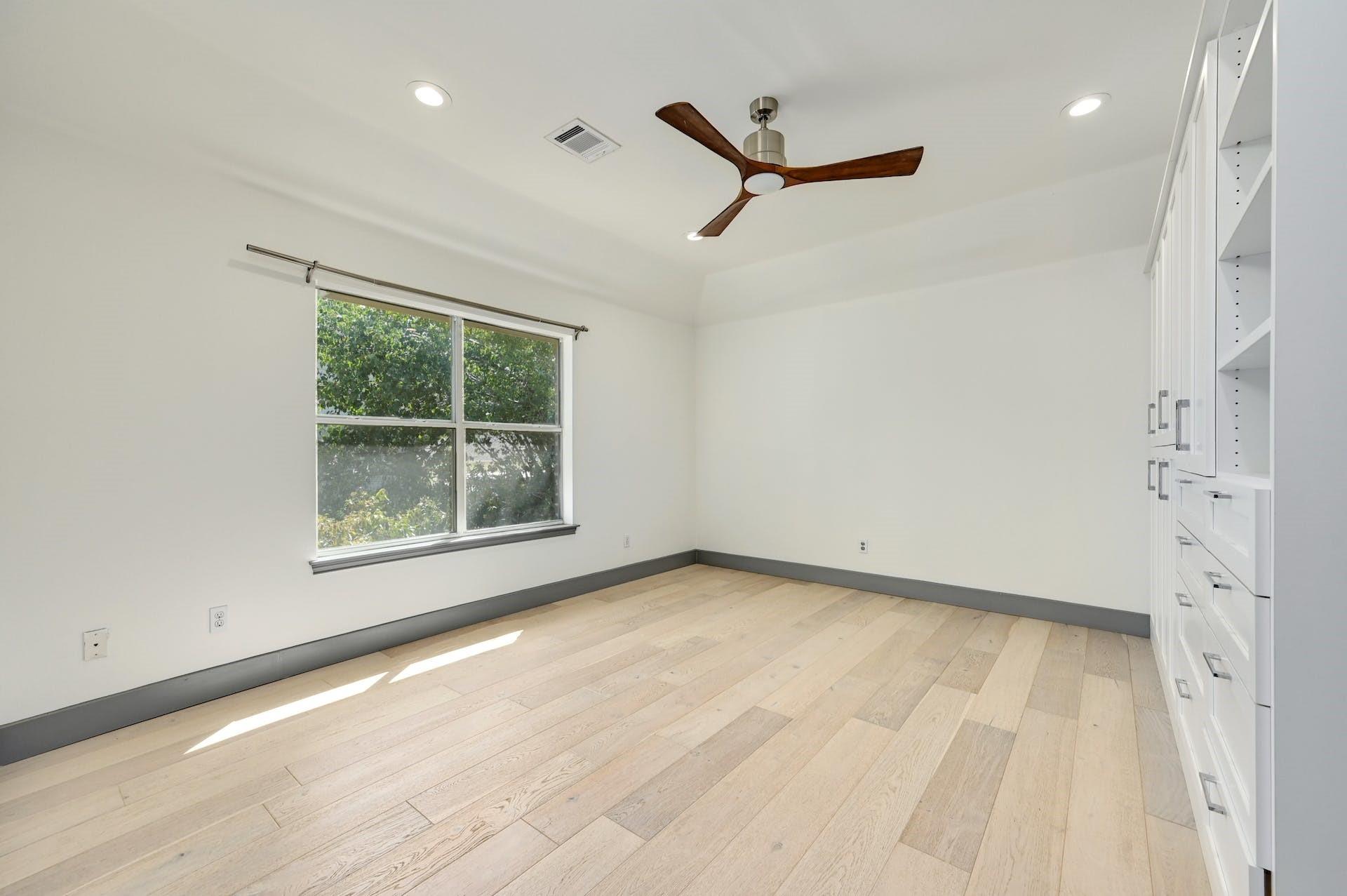 10011 Brightling Ln, Austin, TX 78750