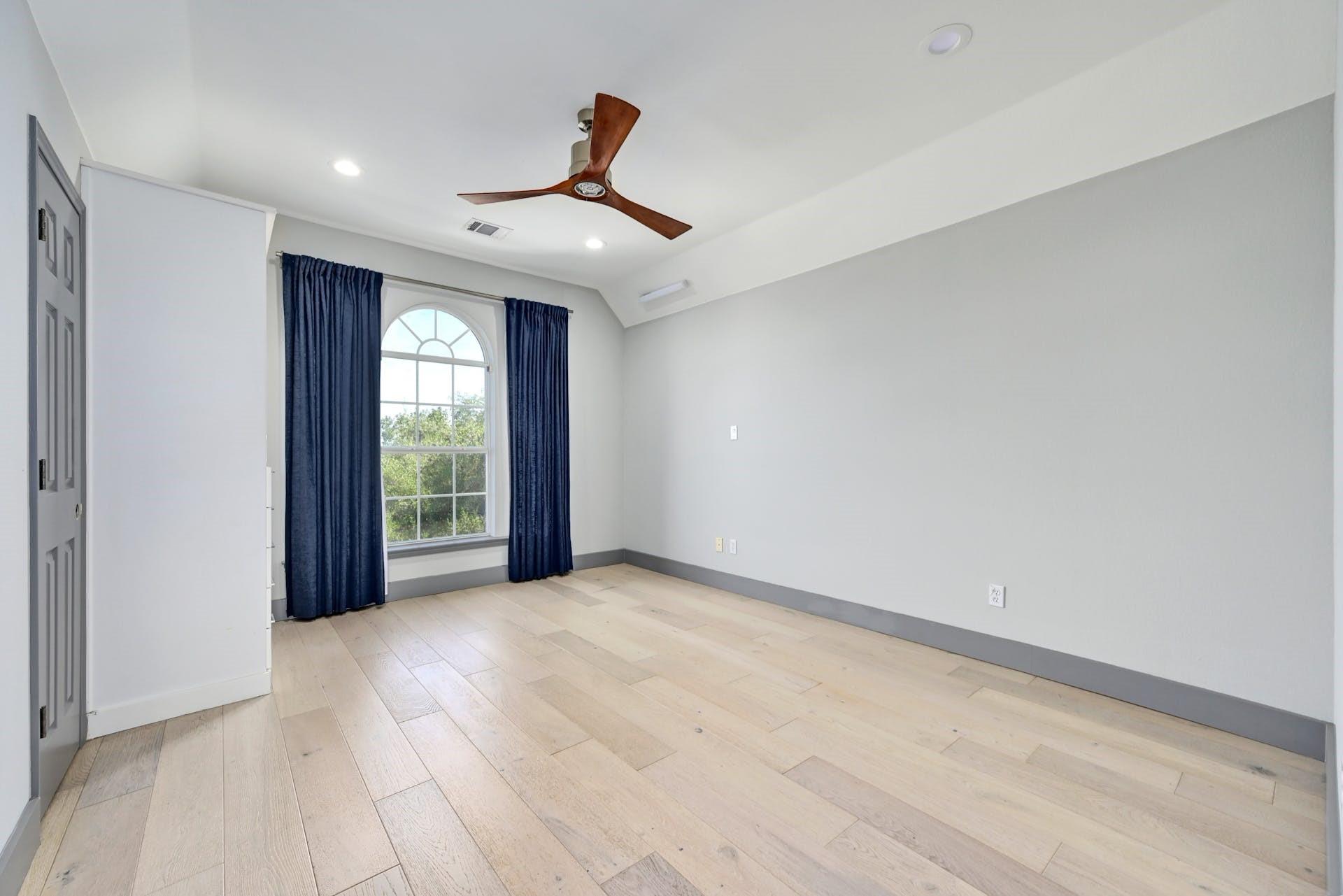 10011 Brightling Ln, Austin, TX 78750