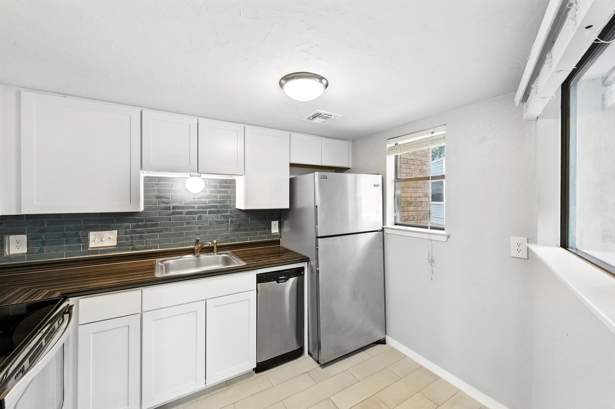 2500 Burleson Rd # 311, Austin, TX 78741