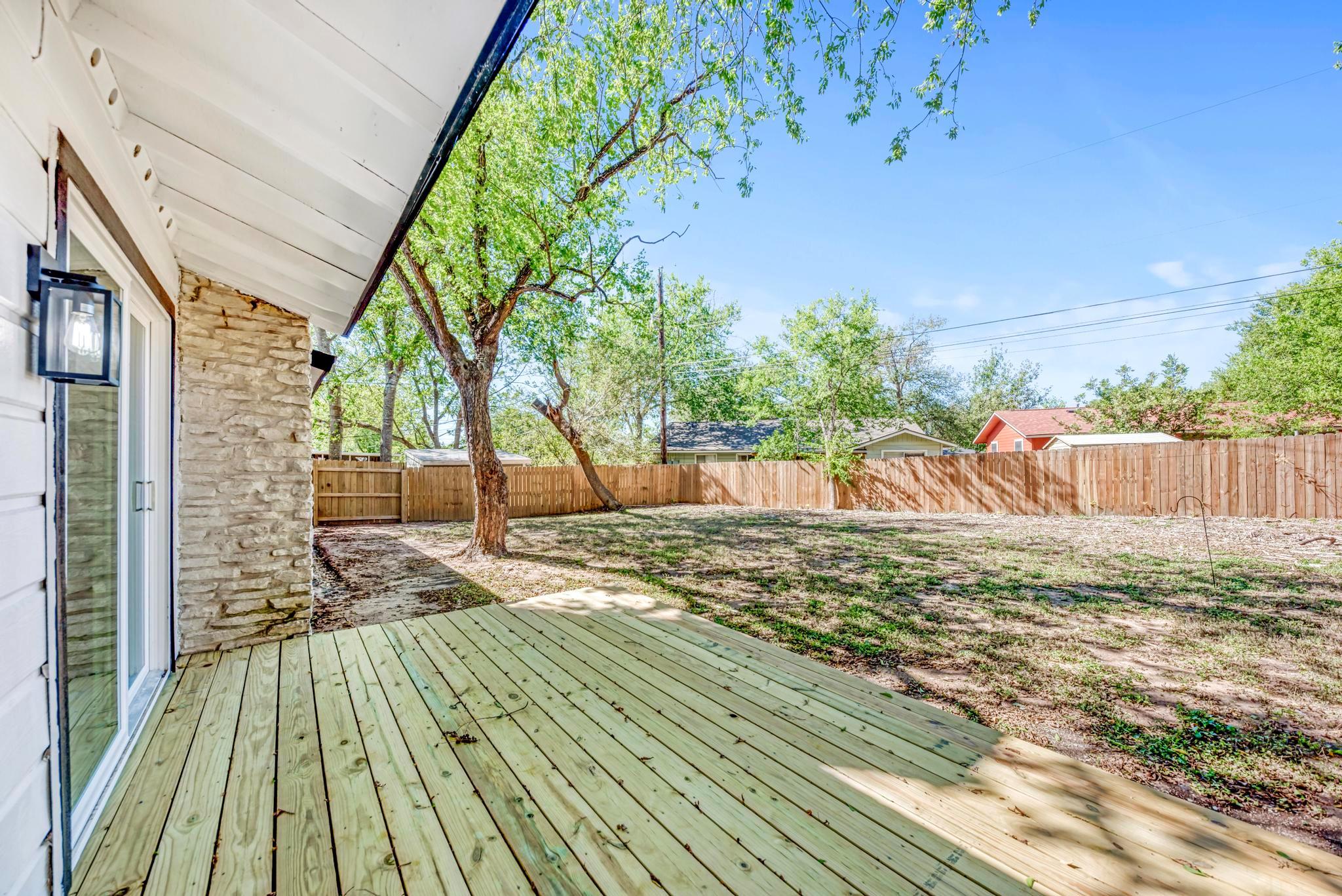 5228 Basswood Ln, Austin, TX 78723