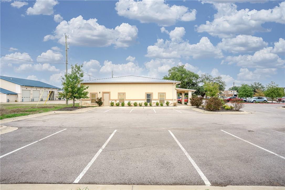 3001 Joe Dimaggio Blvd # 700, Round Rock, TX 78665