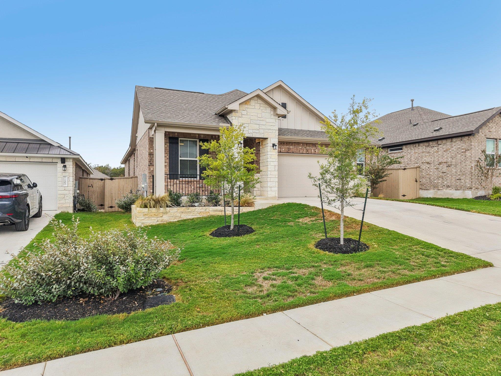 109 Big Pine Creek Ln, Bastrop, TX 78602