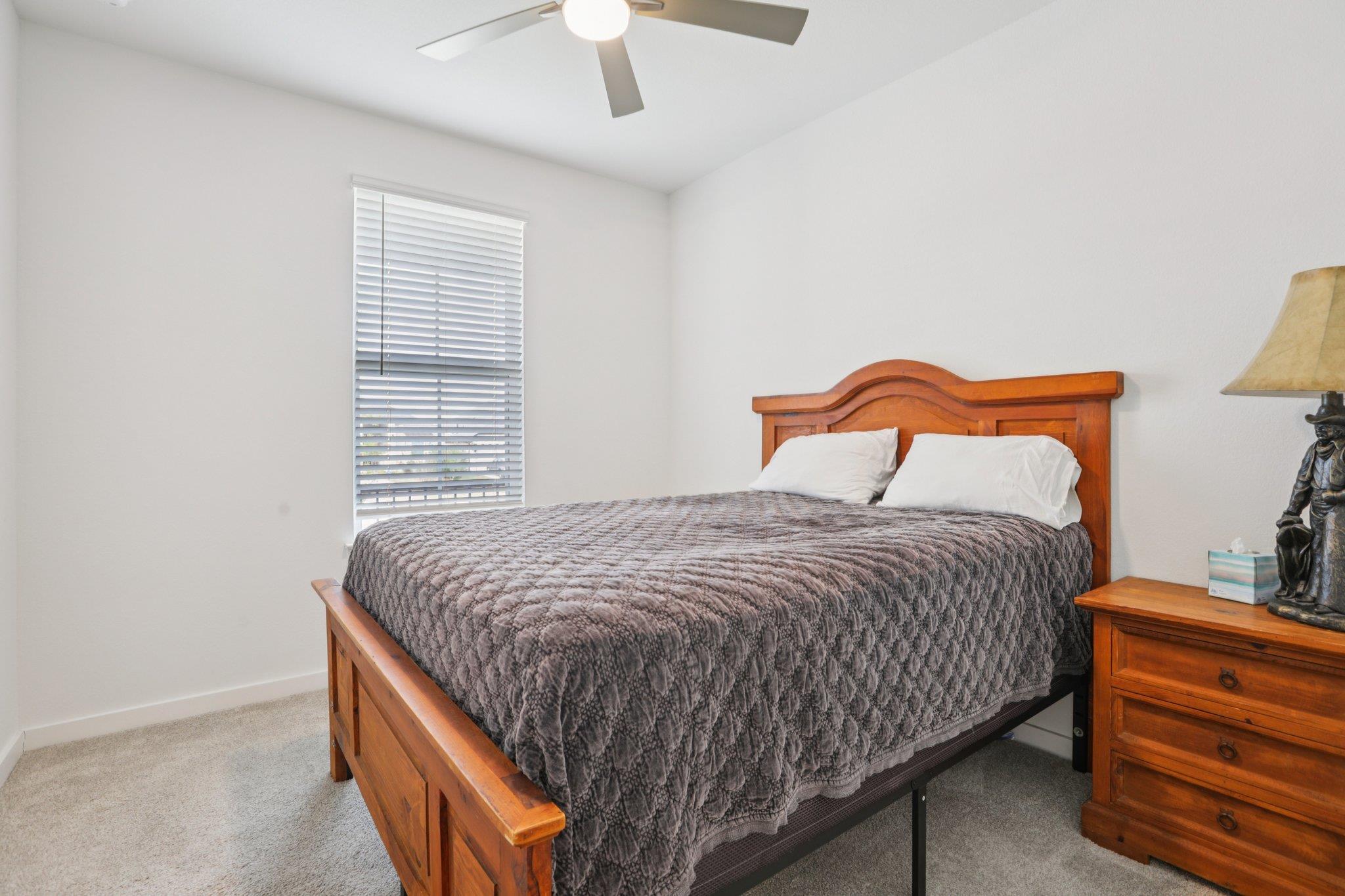 109 Big Pine Creek Ln, Bastrop, TX 78602