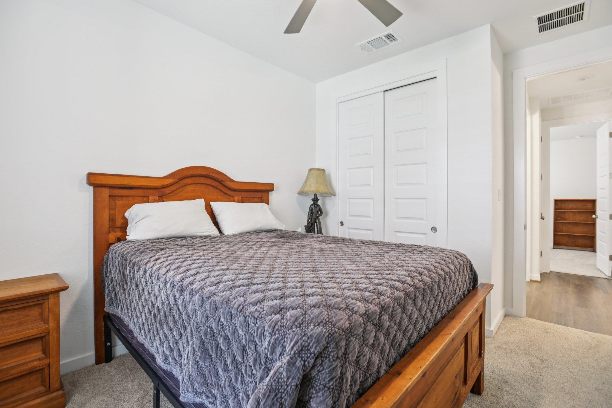 109 Big Pine Creek Ln, Bastrop, TX 78602