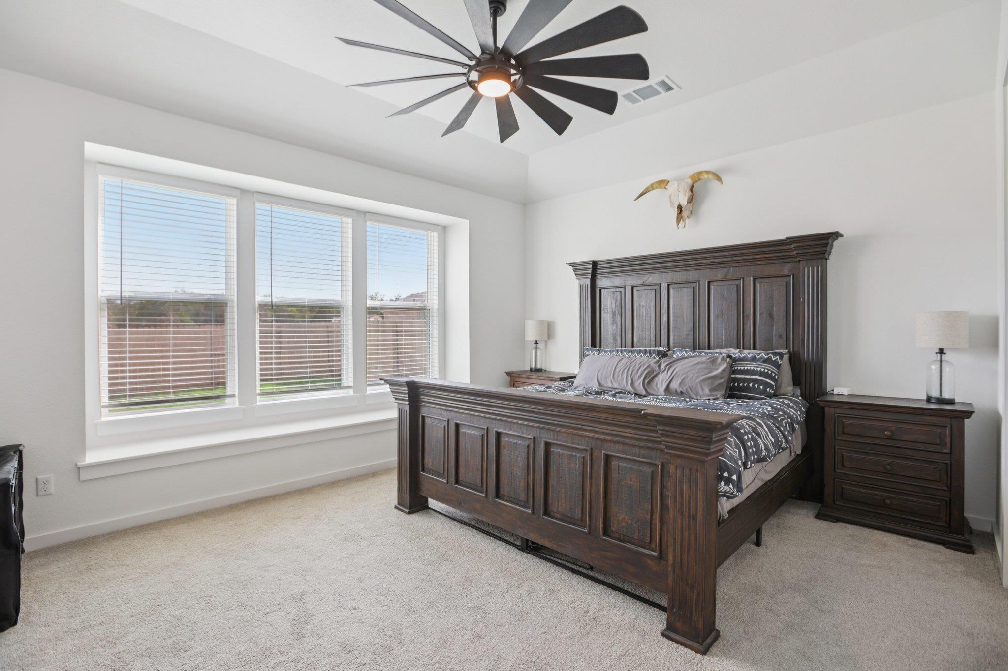 109 Big Pine Creek Ln, Bastrop, TX 78602