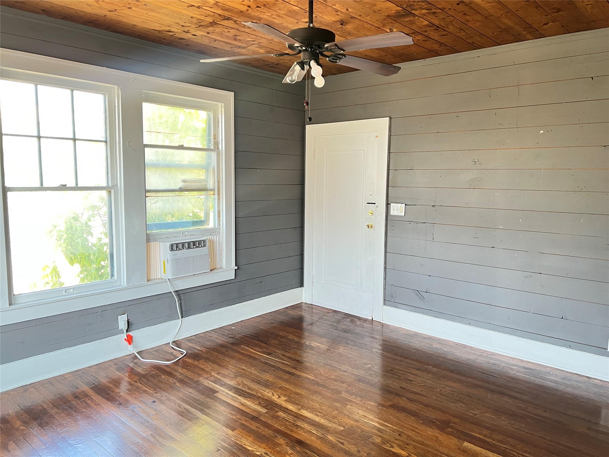 703 W 11th St # 5, Austin, TX 78701