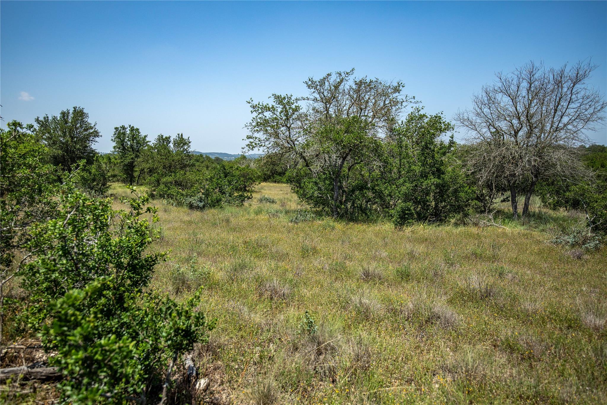137 Steel Creek Crst, Center Point, TX 78010