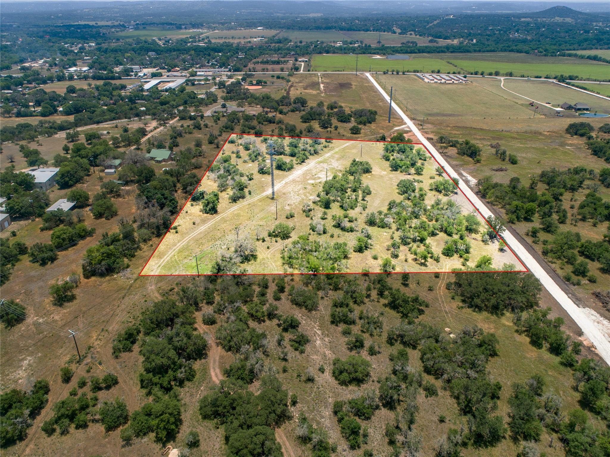 137 Steel Creek Crst, Center Point, TX 78010