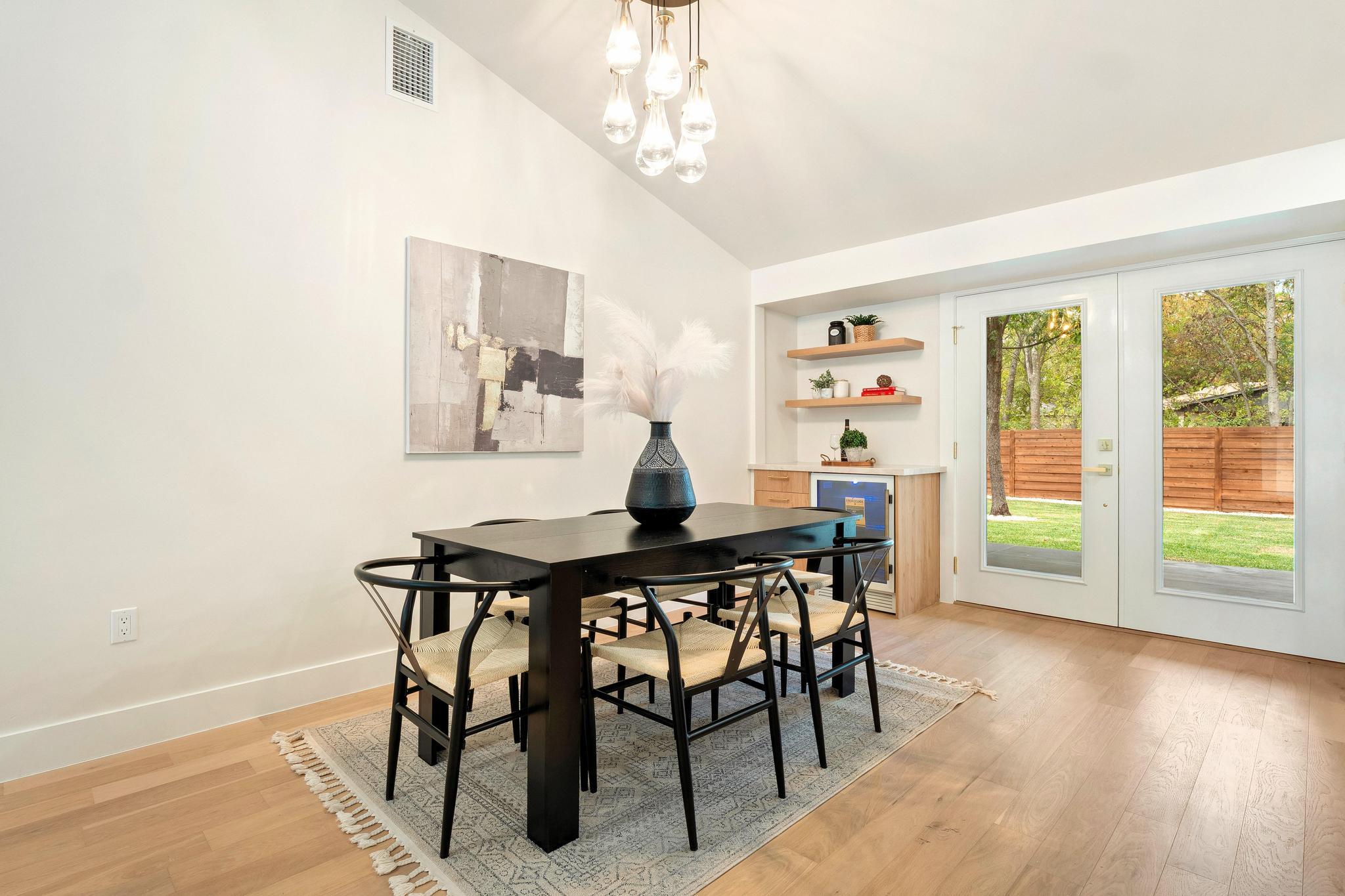 6404 Blarwood Dr, Austin, TX 78745