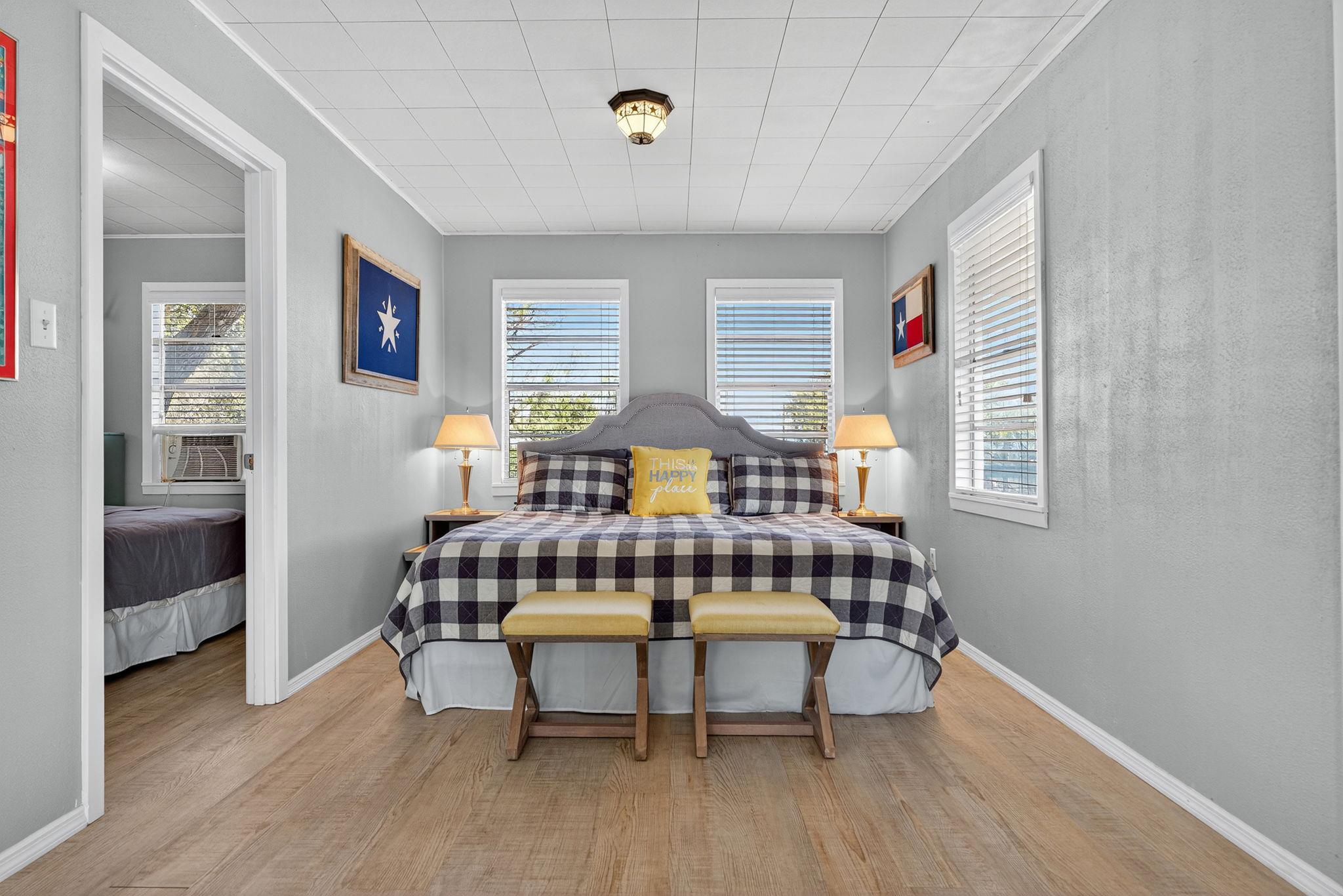 126 Inspiration Dr, Sunrise Beach, TX 78643