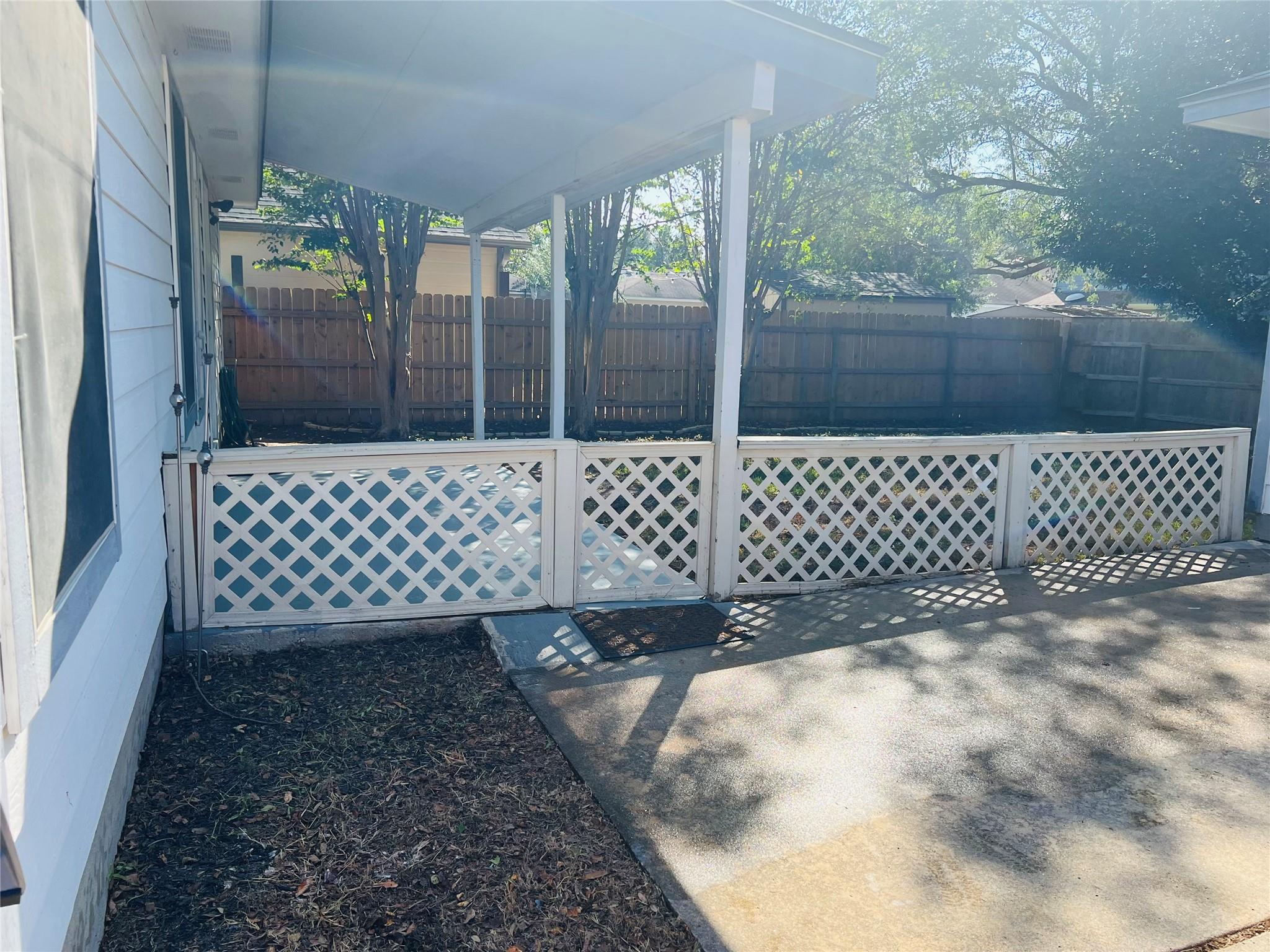 272 Tobin Dr, Buda, TX 78610