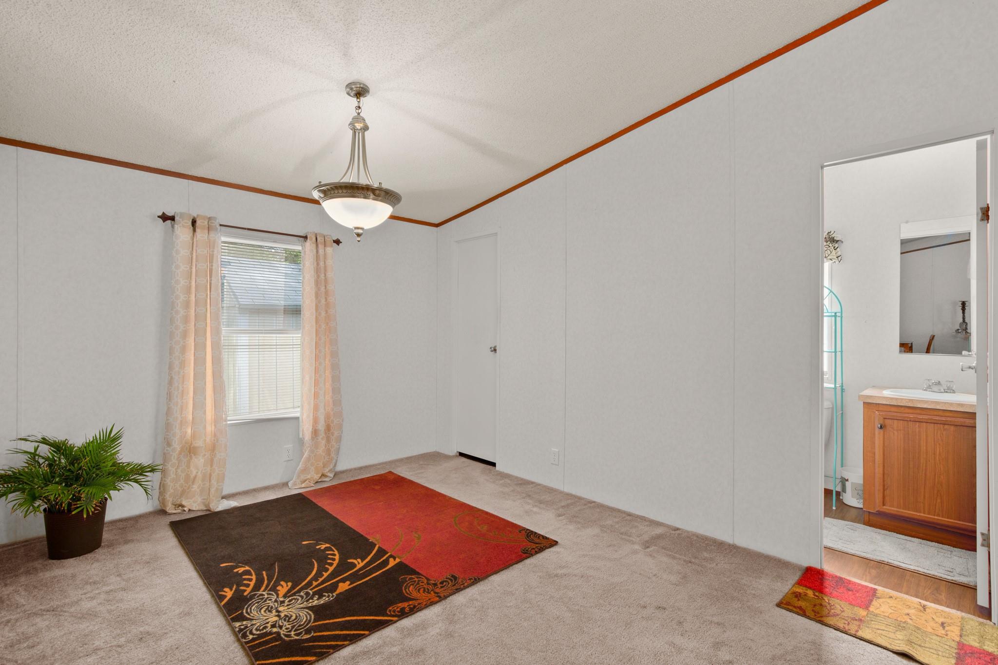 1104 Vasquez St, Austin, TX 78741