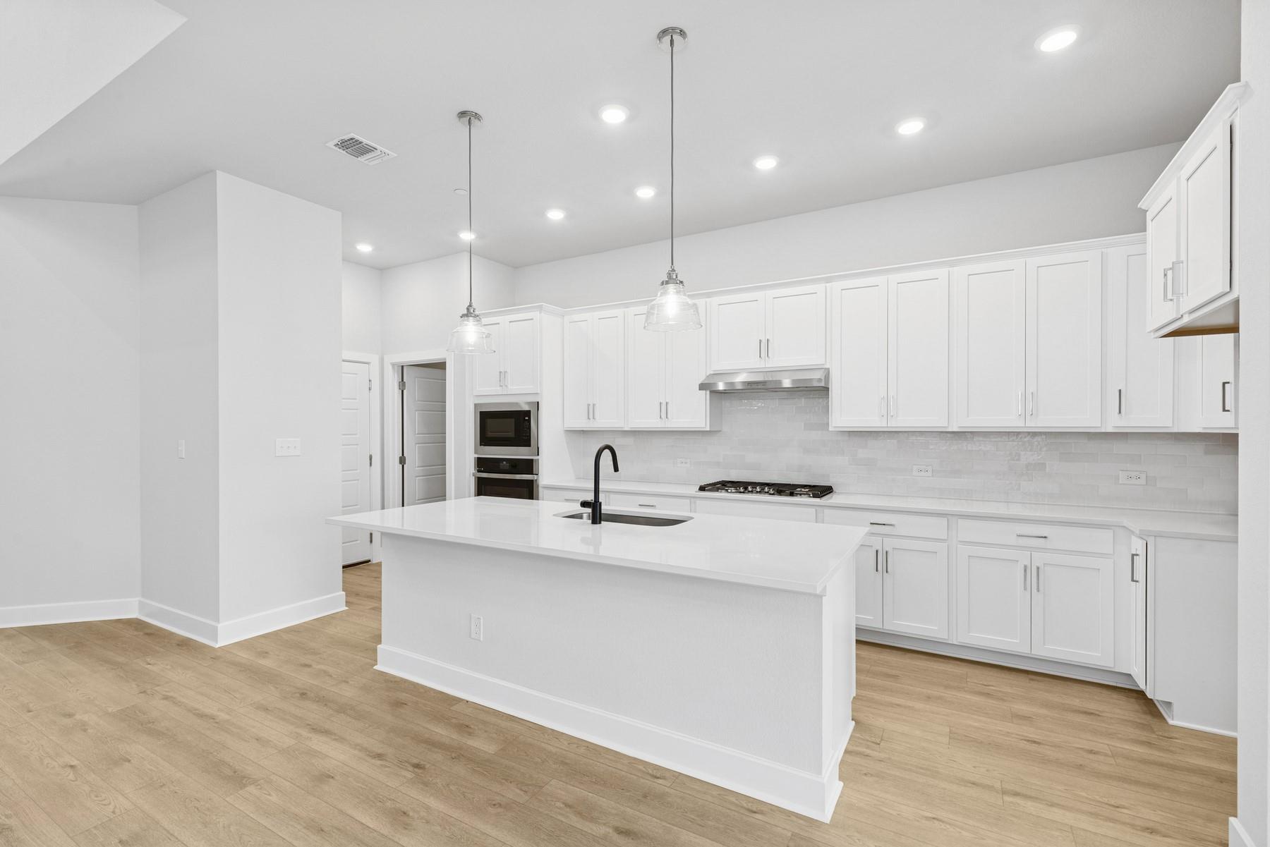 835 Perry Pass, Round Rock, TX 78664