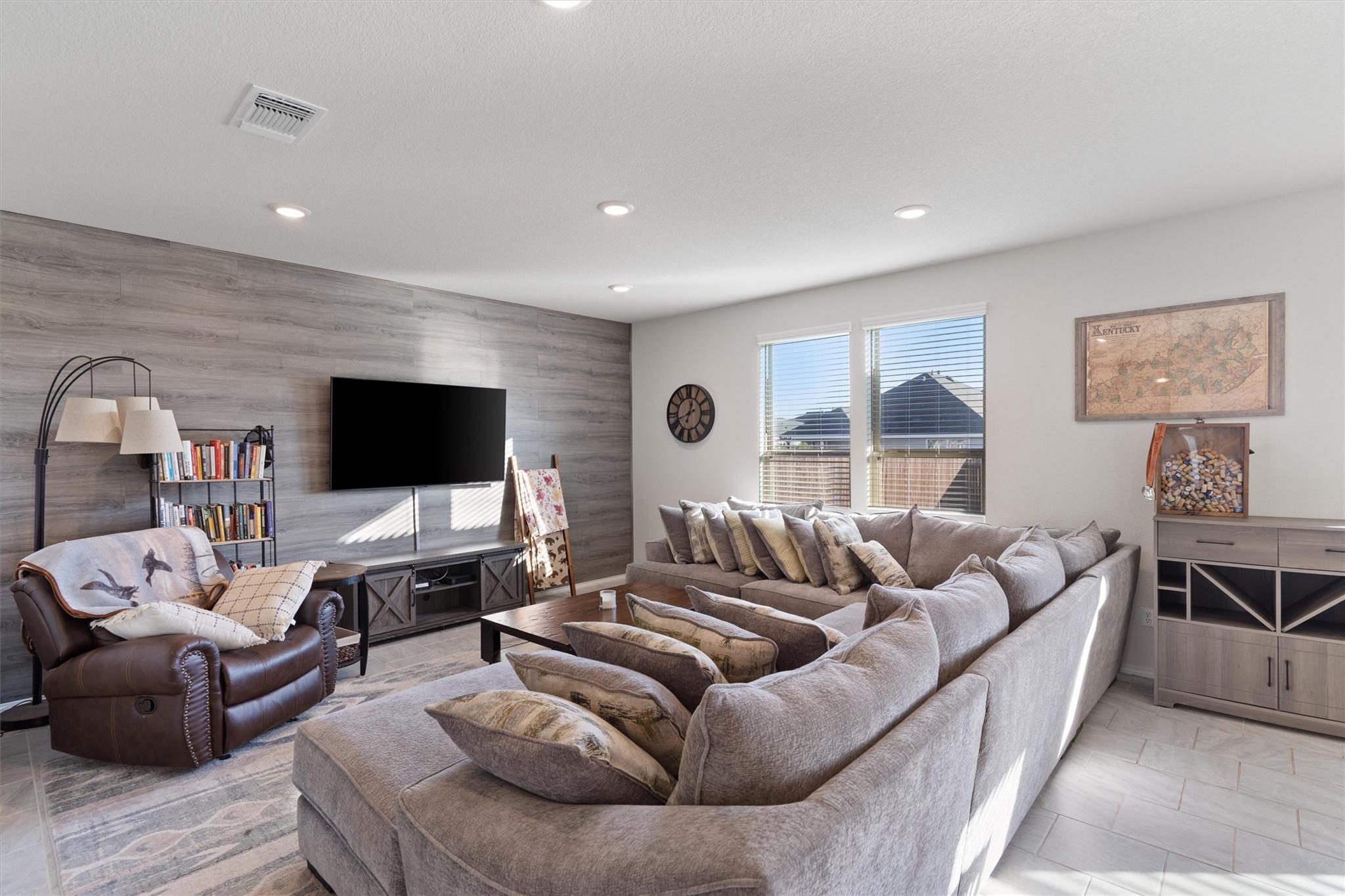 600 Hugenot Way, Georgetown, TX 78626