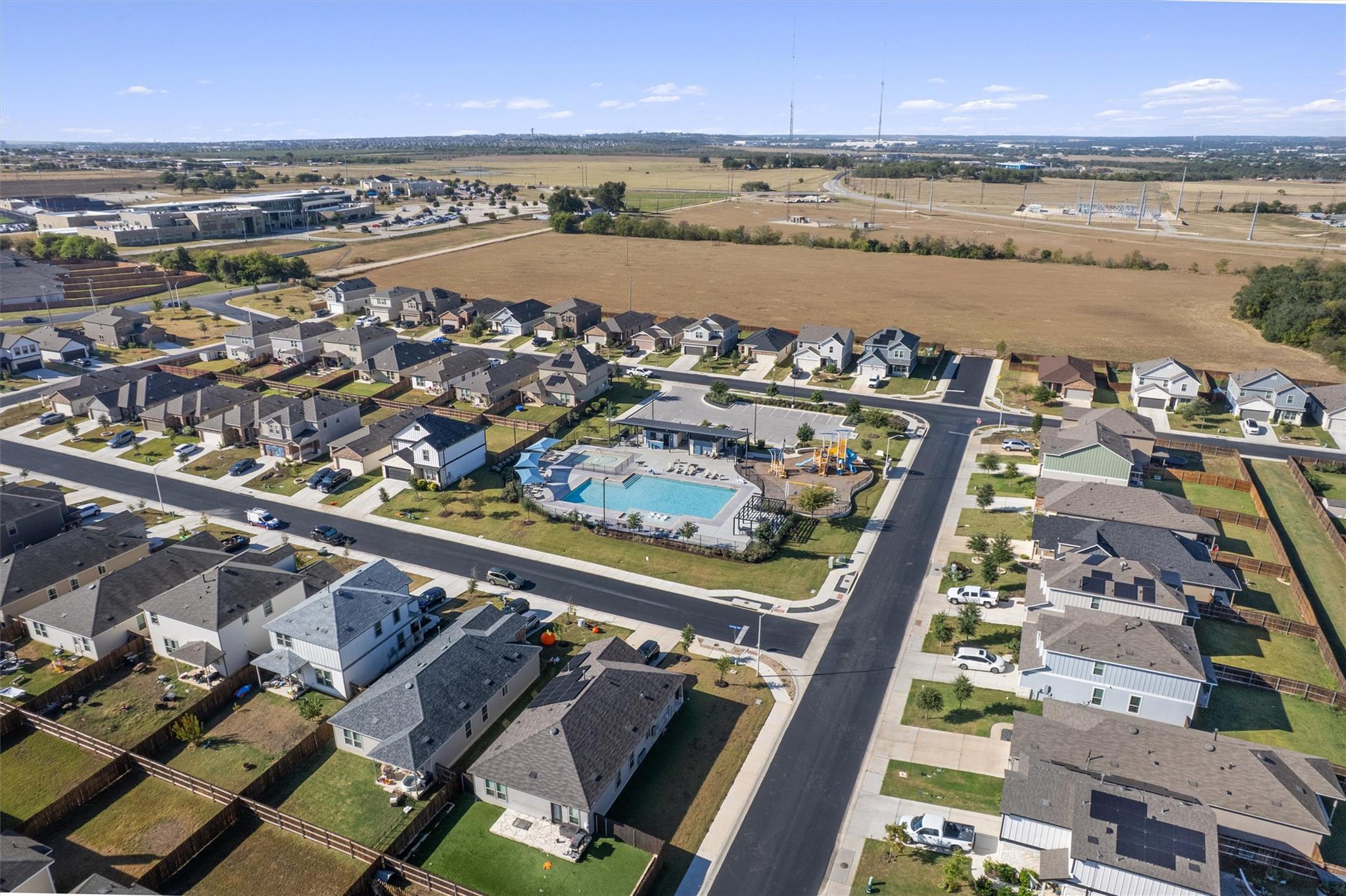 600 Hugenot Way, Georgetown, TX 78626