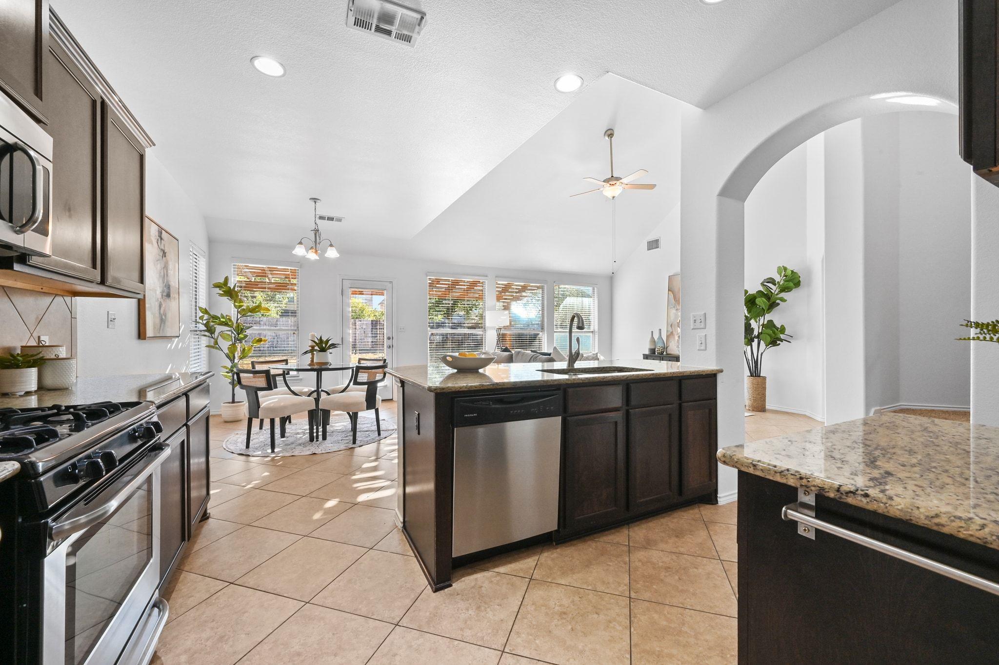 188 Rock Vista Run, Austin, TX 78737