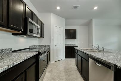 720 Taggart Trl, Jarrell, TX 76537