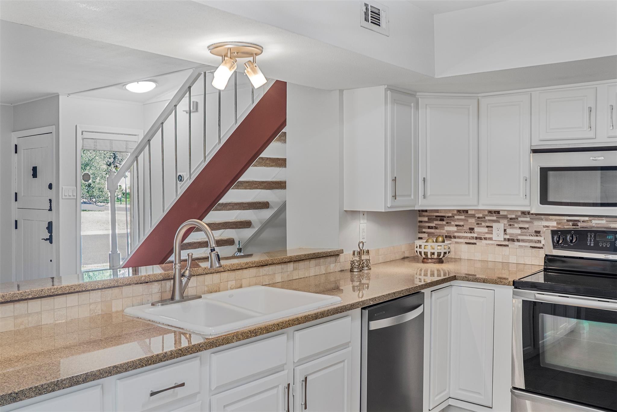 8801 Tallwood Dr # Unit B, Austin, TX 78759