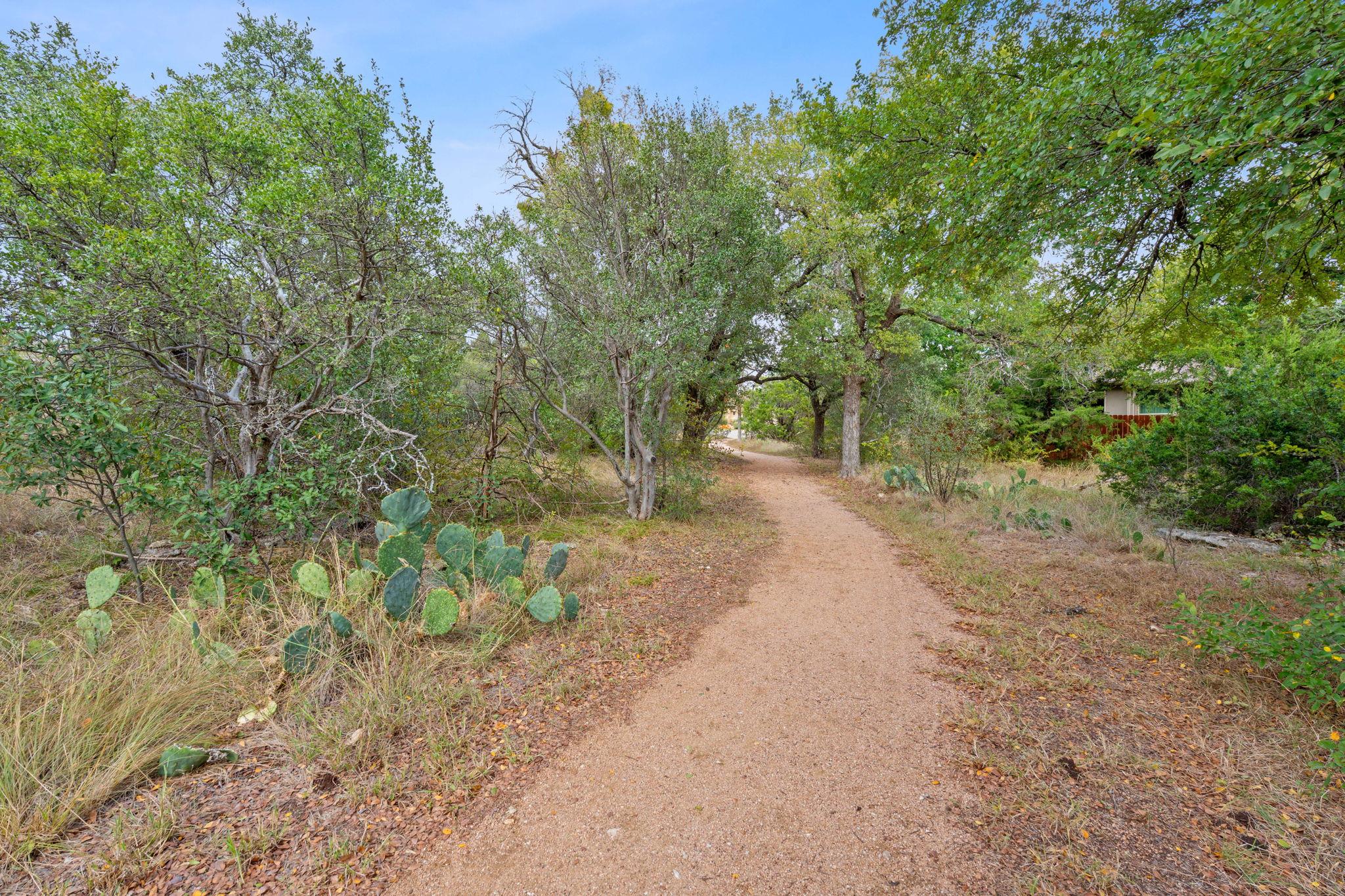 409 Fair Oaks Dr, Georgetown, TX 78628