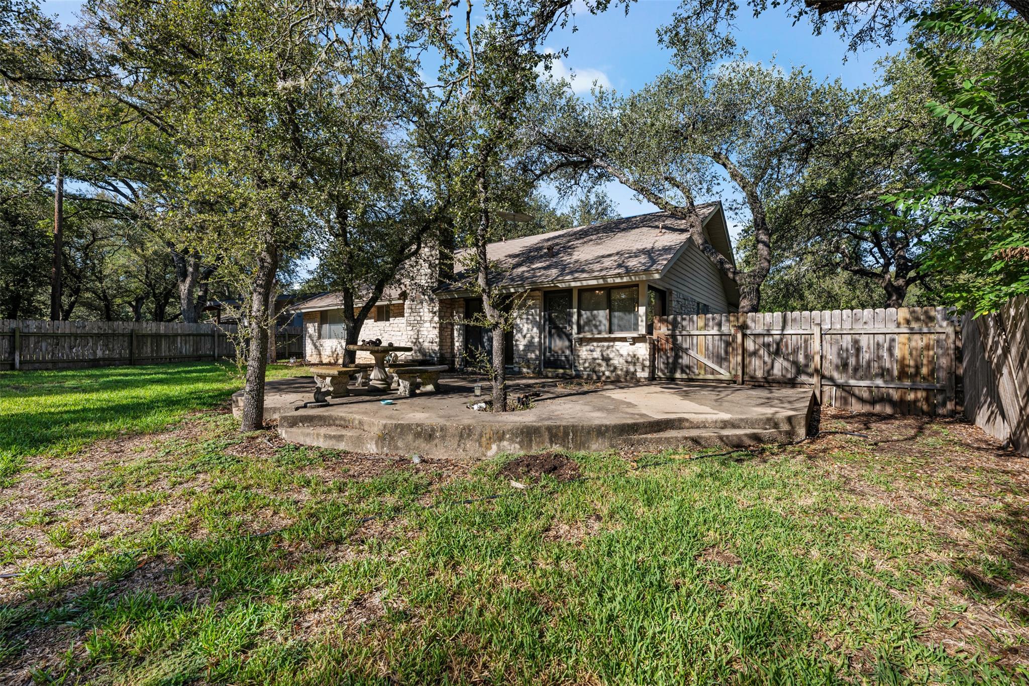 11907 Highland Oaks Trl, Austin, TX 78759